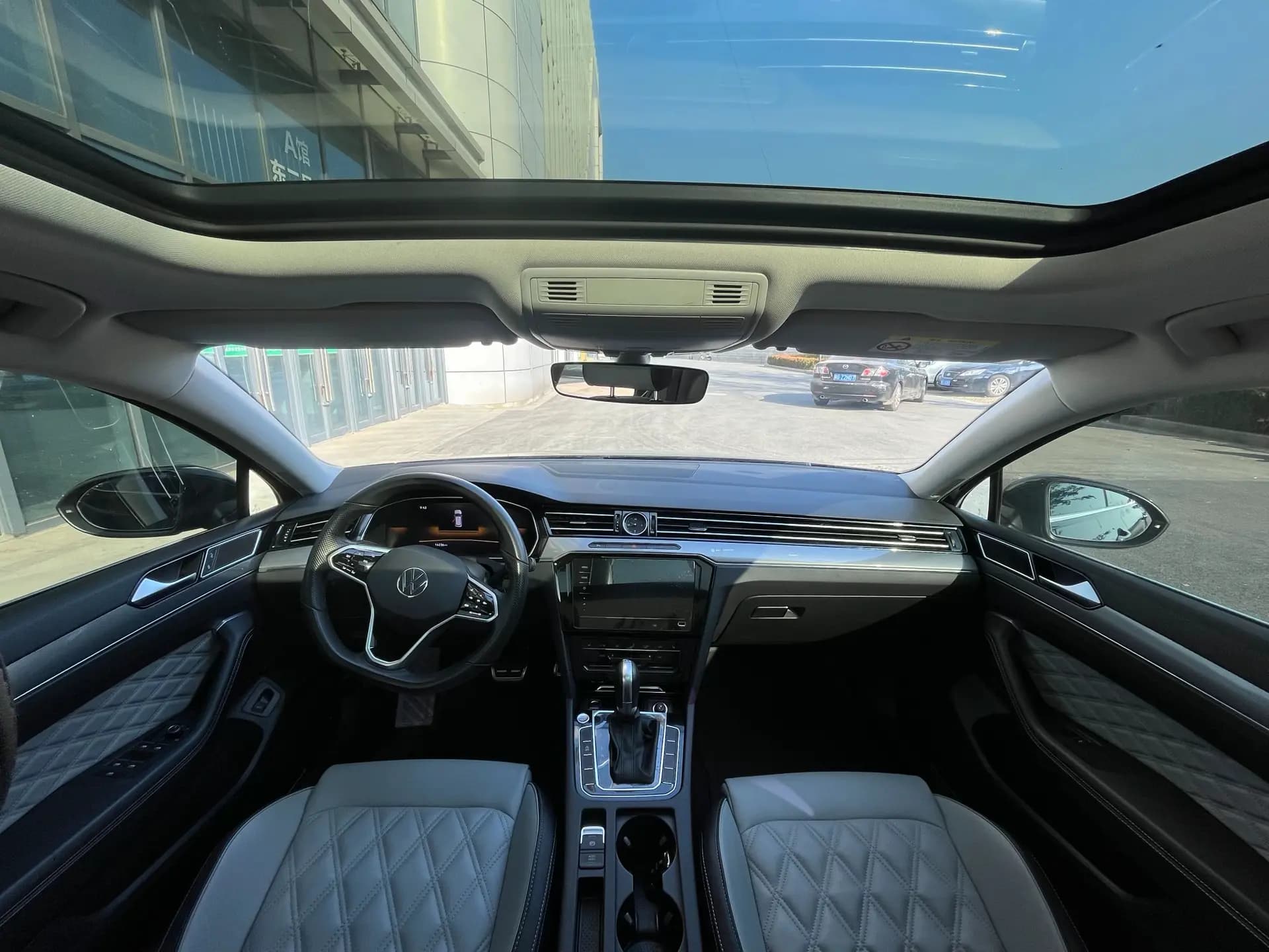 Volkswagen Magotan 2024 г. 14000 км. — фото 6