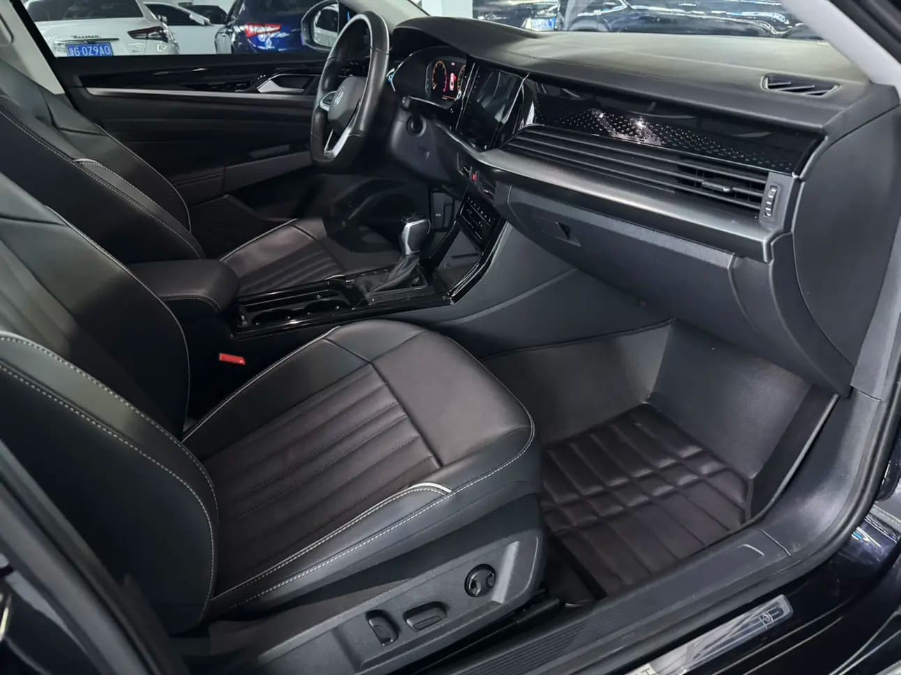 Volkswagen Passat 2022 г. 11045 км. — фото 9