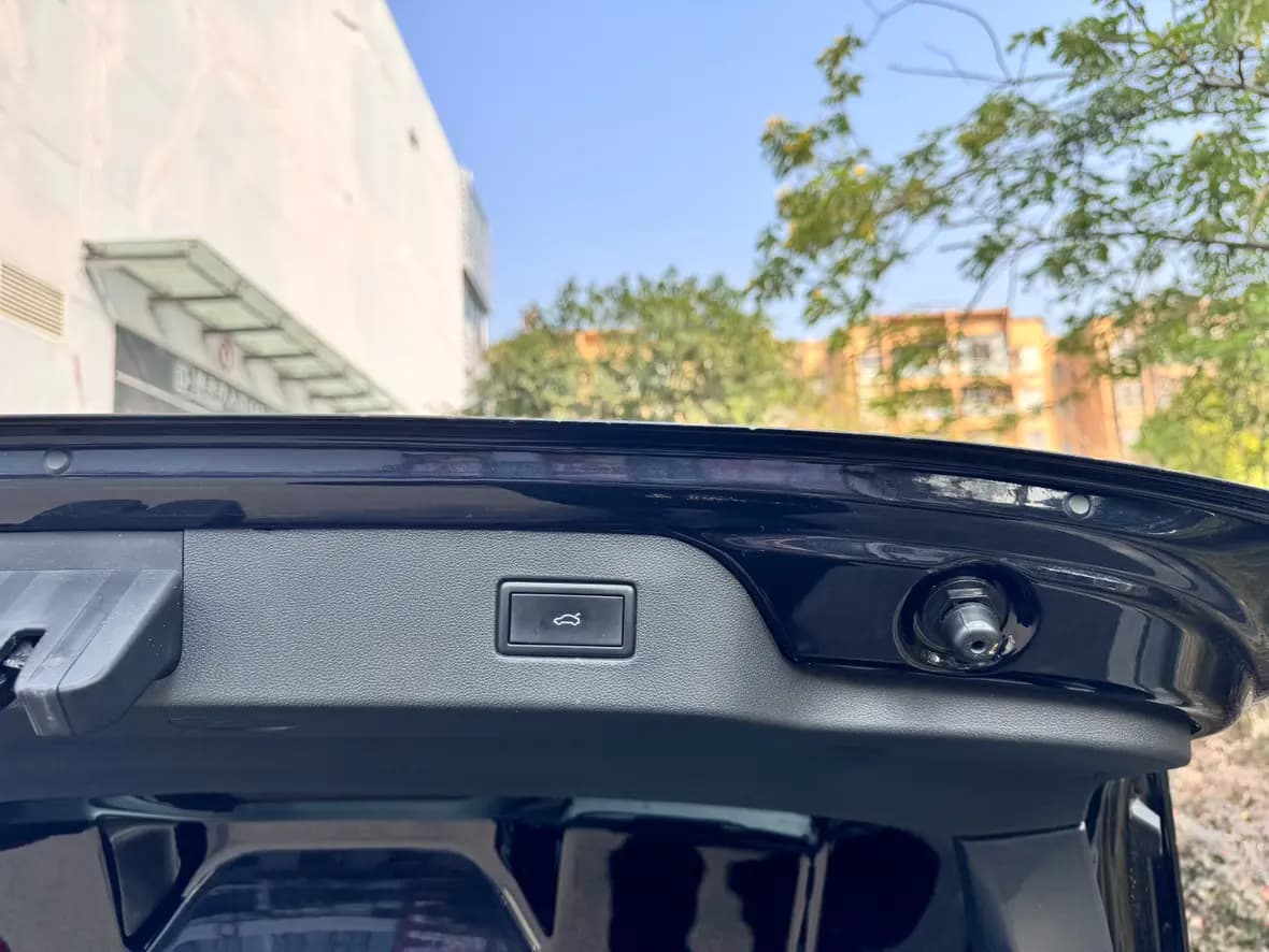 Volkswagen Passat 2023 г. 37047 км. — фото 6