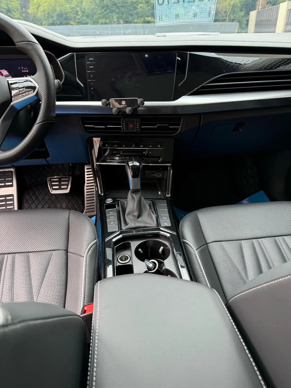 Volkswagen Passat 2023 г. 54048 км. — фото 6
