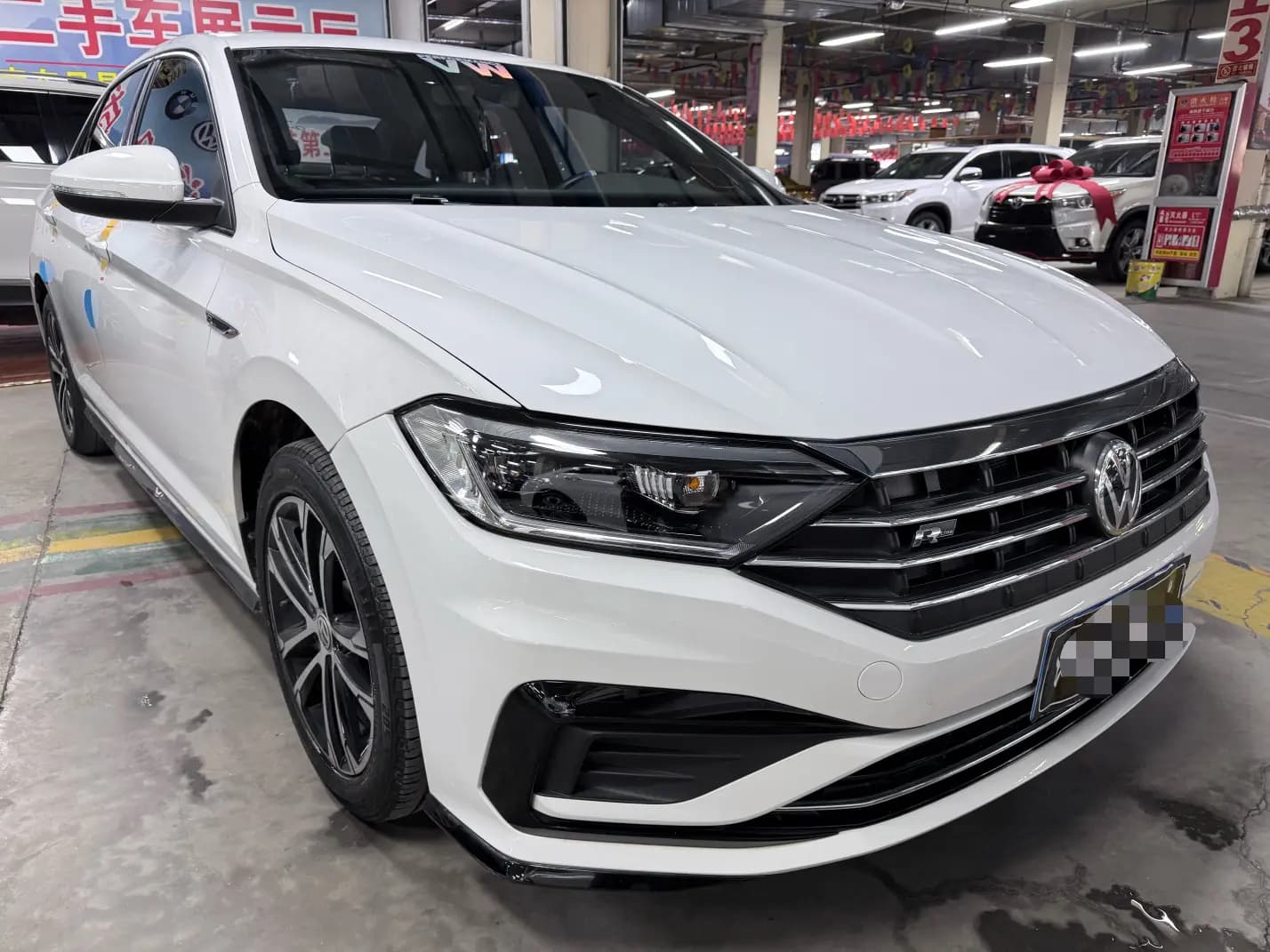 Volkswagen Sagitar 2021 г. 88123 км. — фото 3
