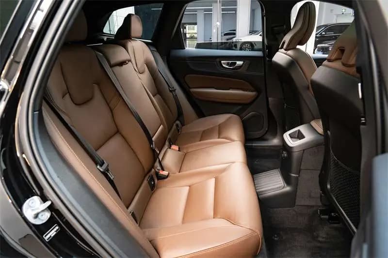 Volvo XC60 PHEV 2025 г. 8823 км. — фото 12