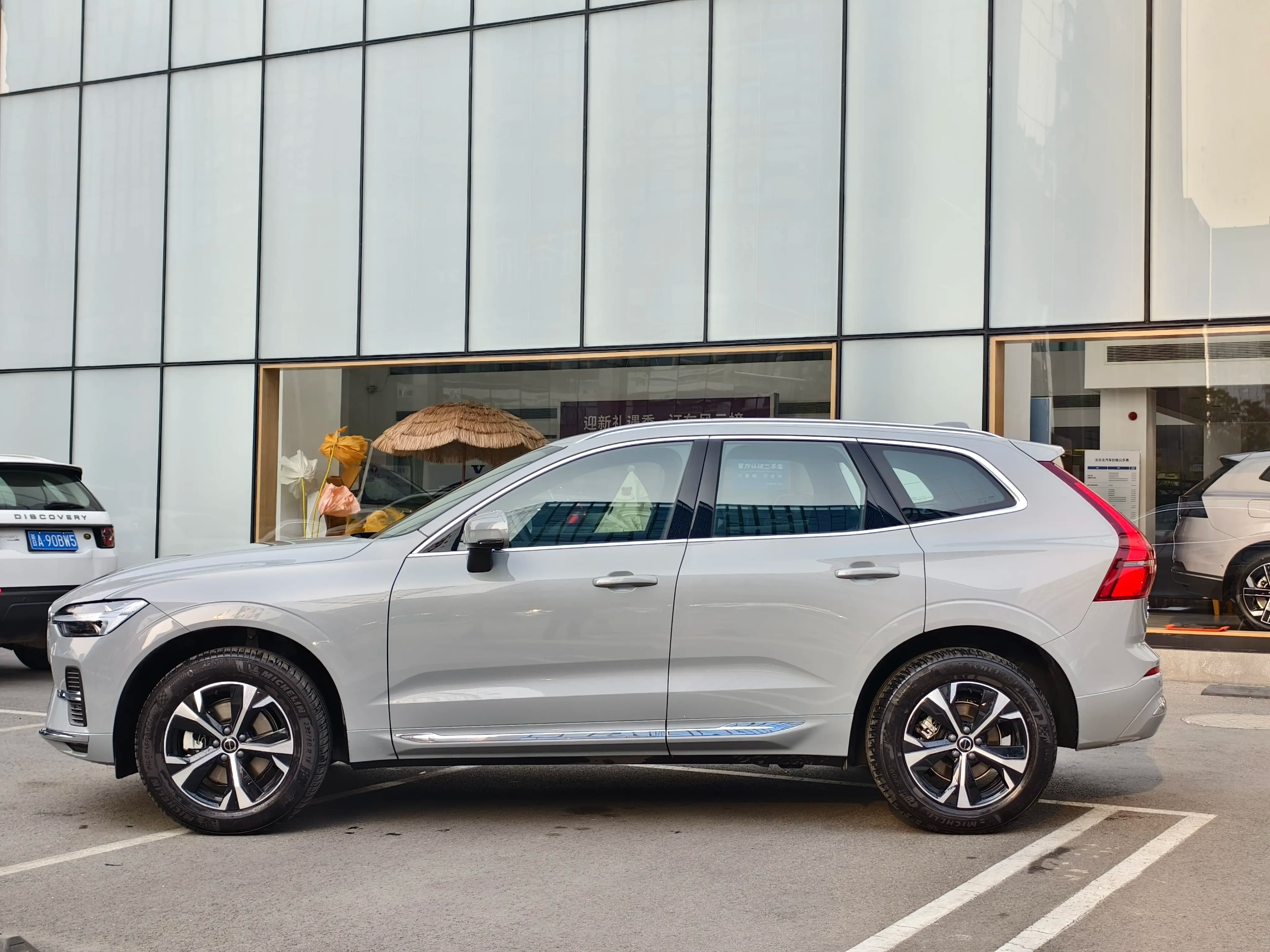 Volvo XC60 2025 г. 5000 км. — фото 3