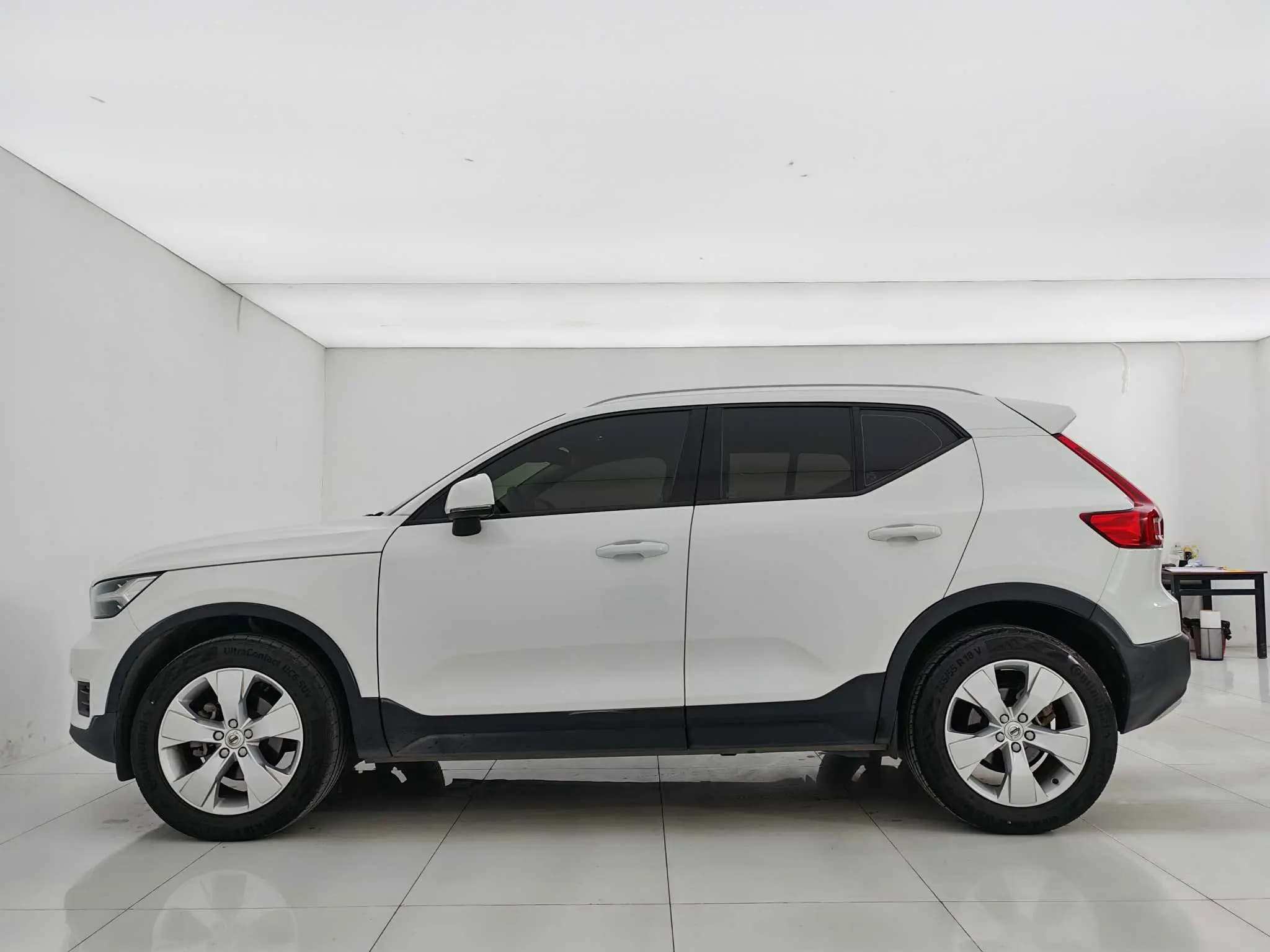 Volvo XC40 2021 г. 29765 км. — фото 4