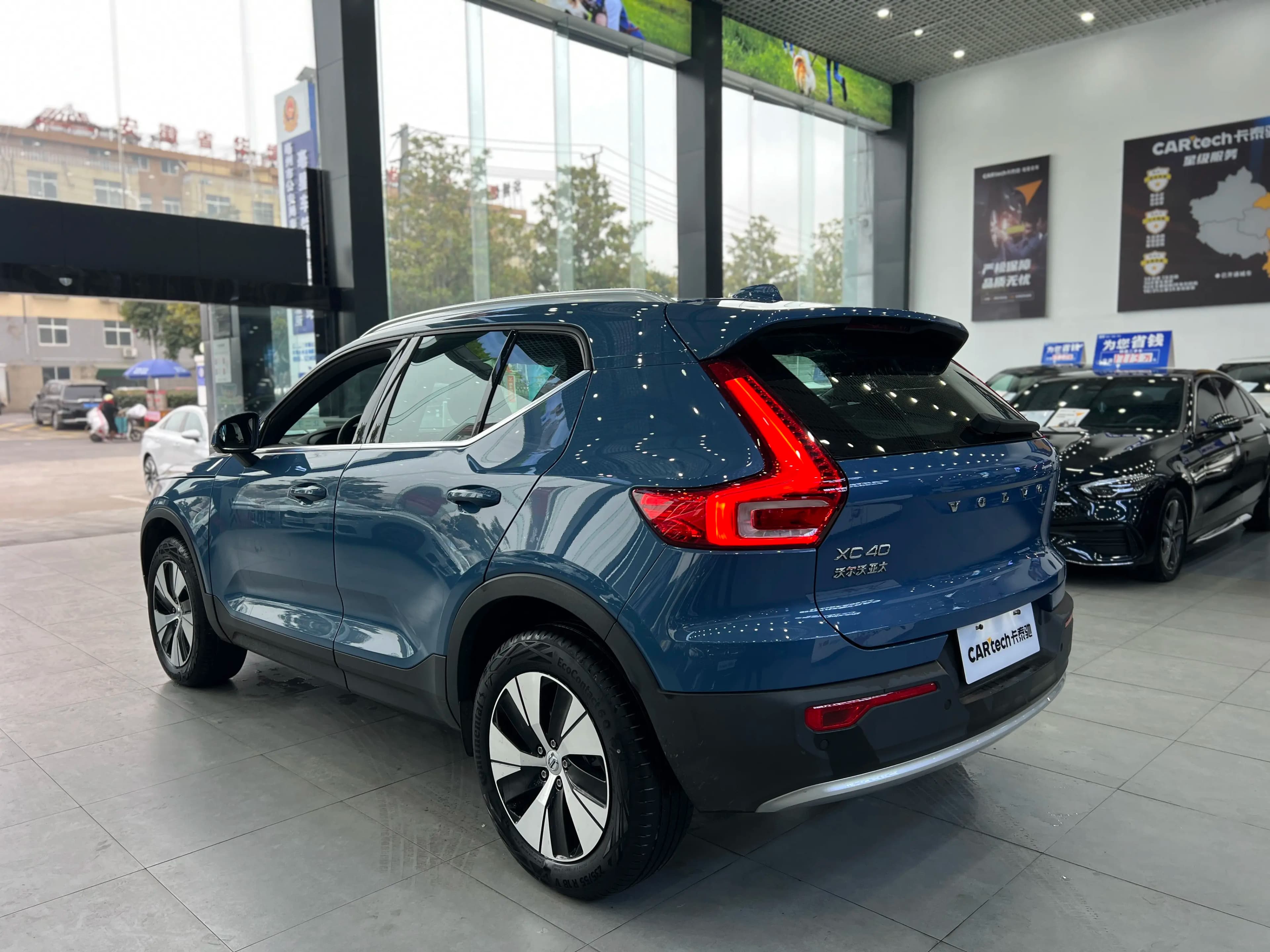Volvo XC40 2025 г. 8029 км. — фото 2