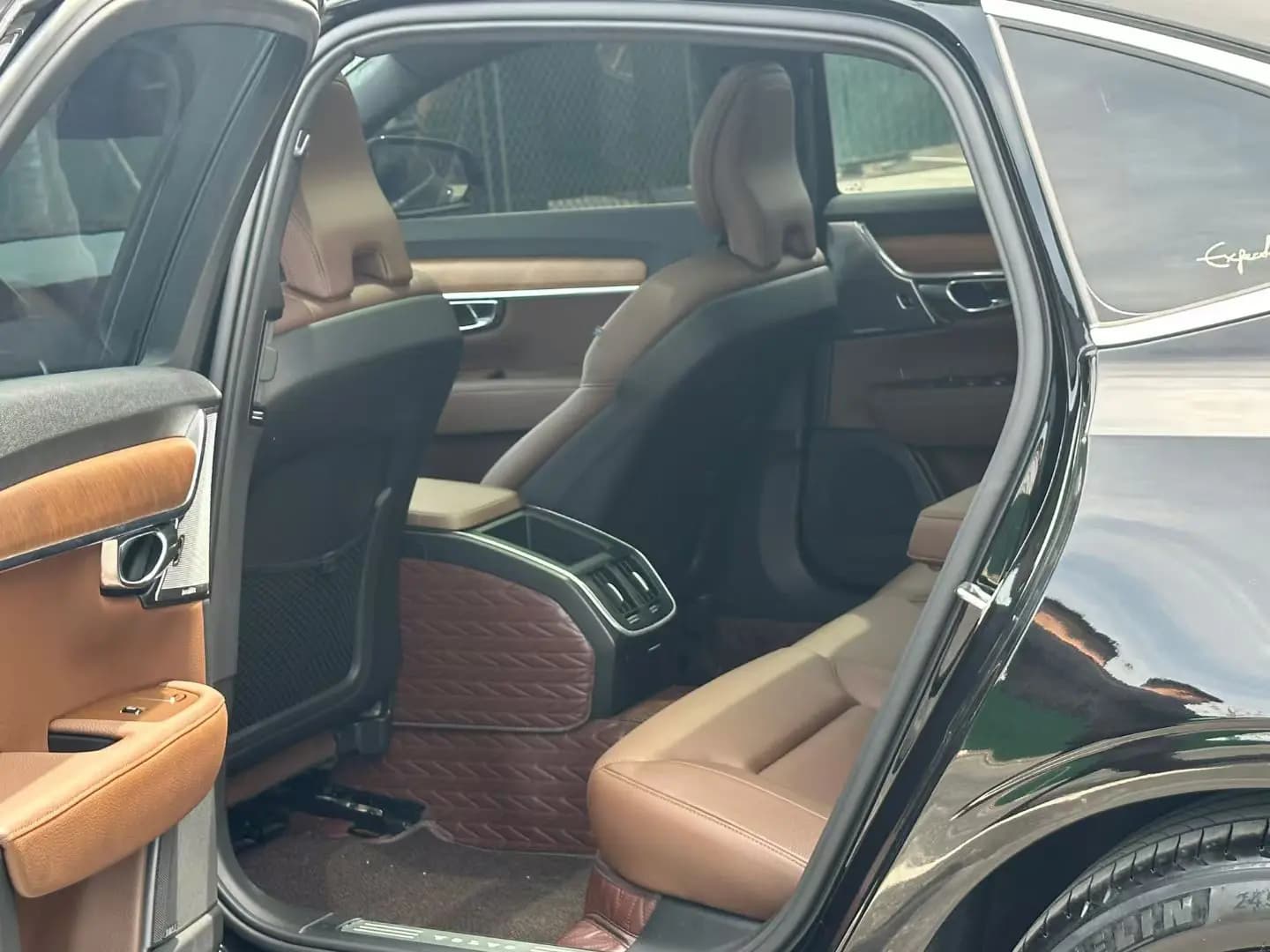 Volvo S90 2022 г. 35112 км. — фото 7