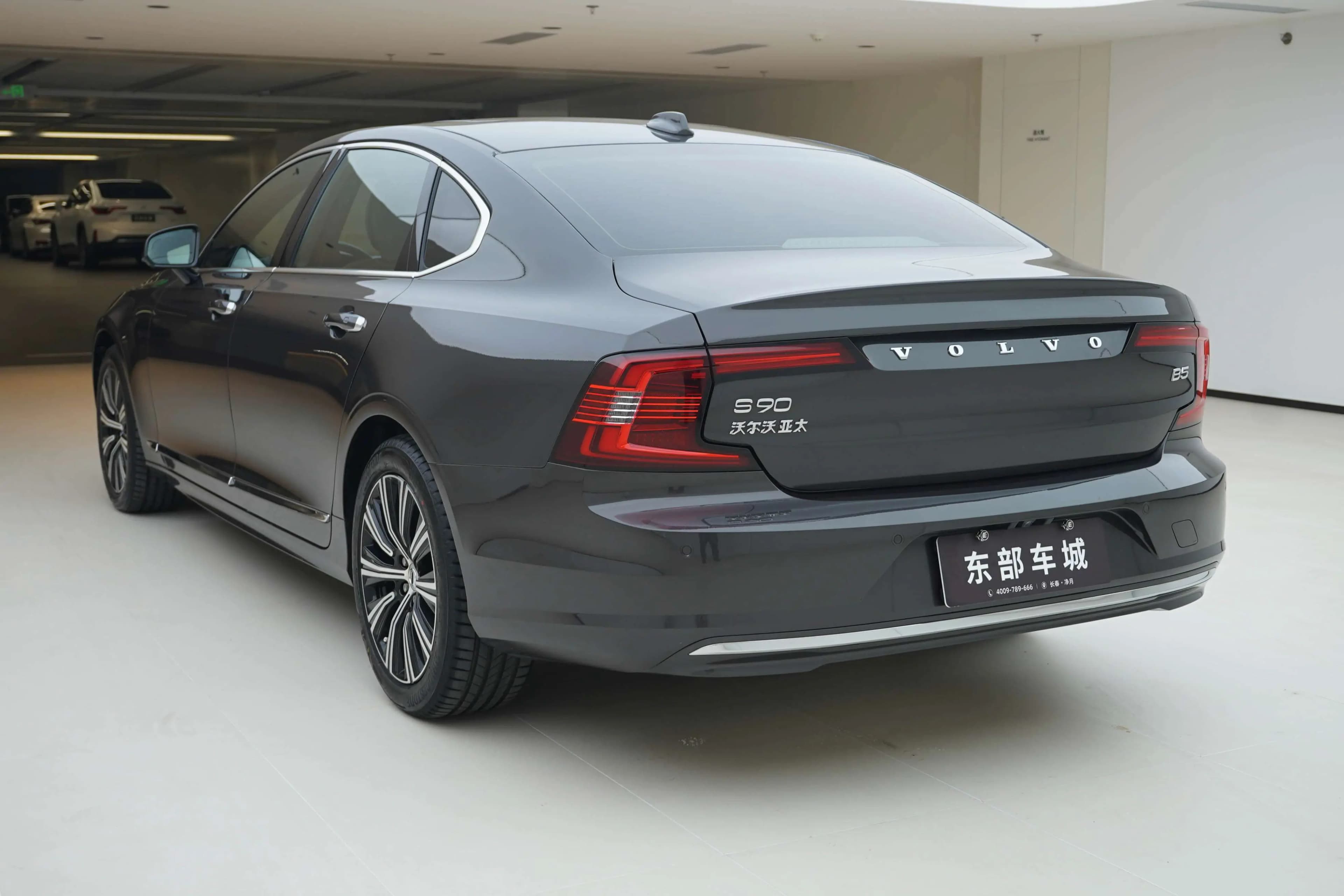 Volvo S90 2021 г. 108111 км. — фото 3