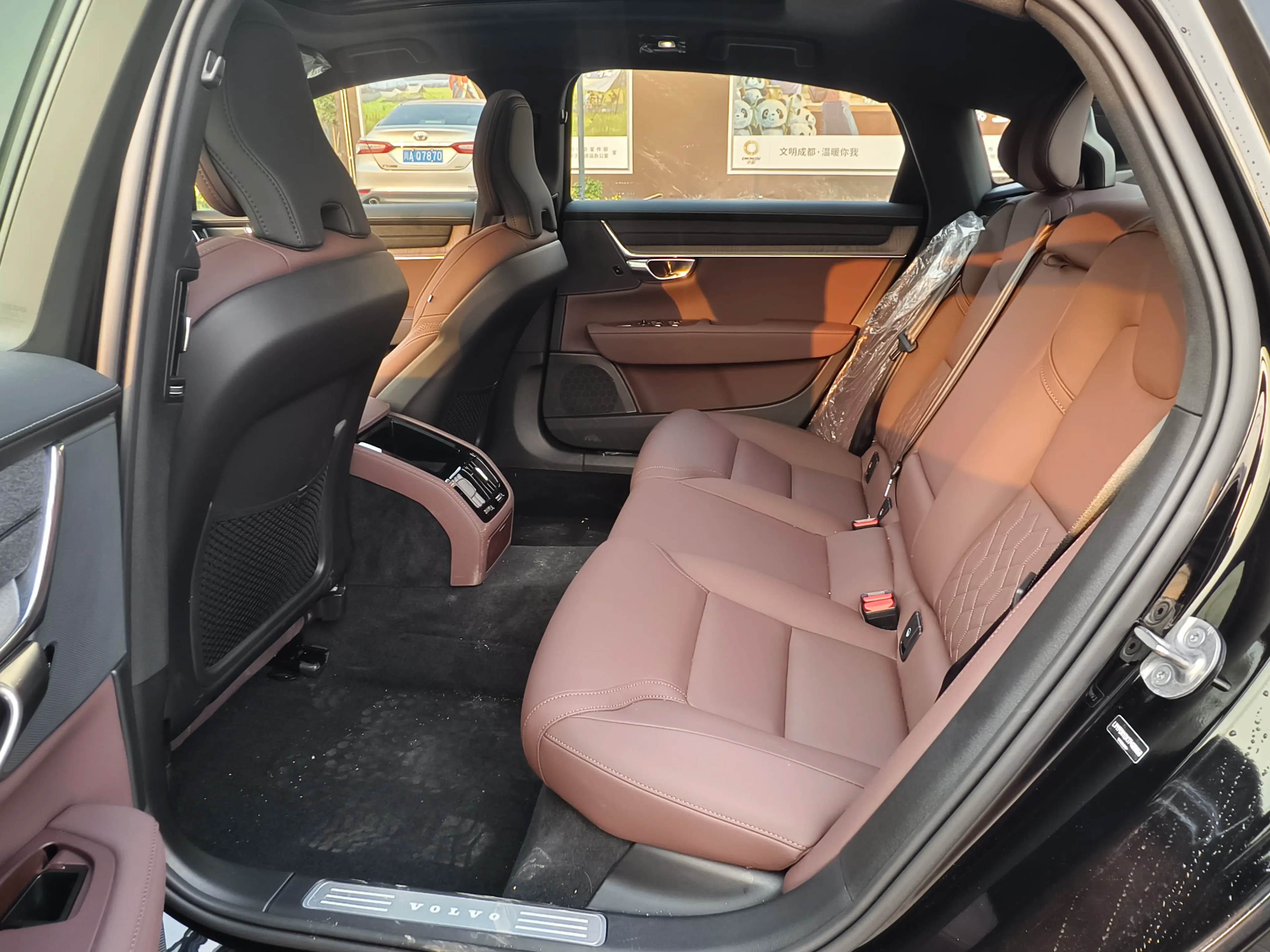 Volvo S90 2025 г. 2110 км. — фото 9