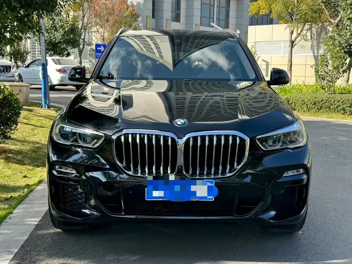 BMW X5 2021 г. 90130 км. — фото 2