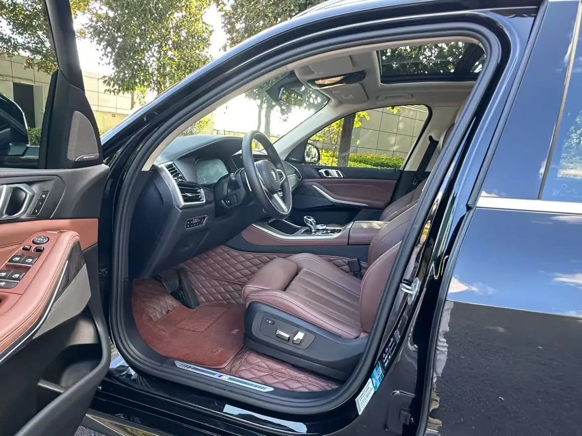 BMW X5 2021 г. 90130 км. — фото 8
