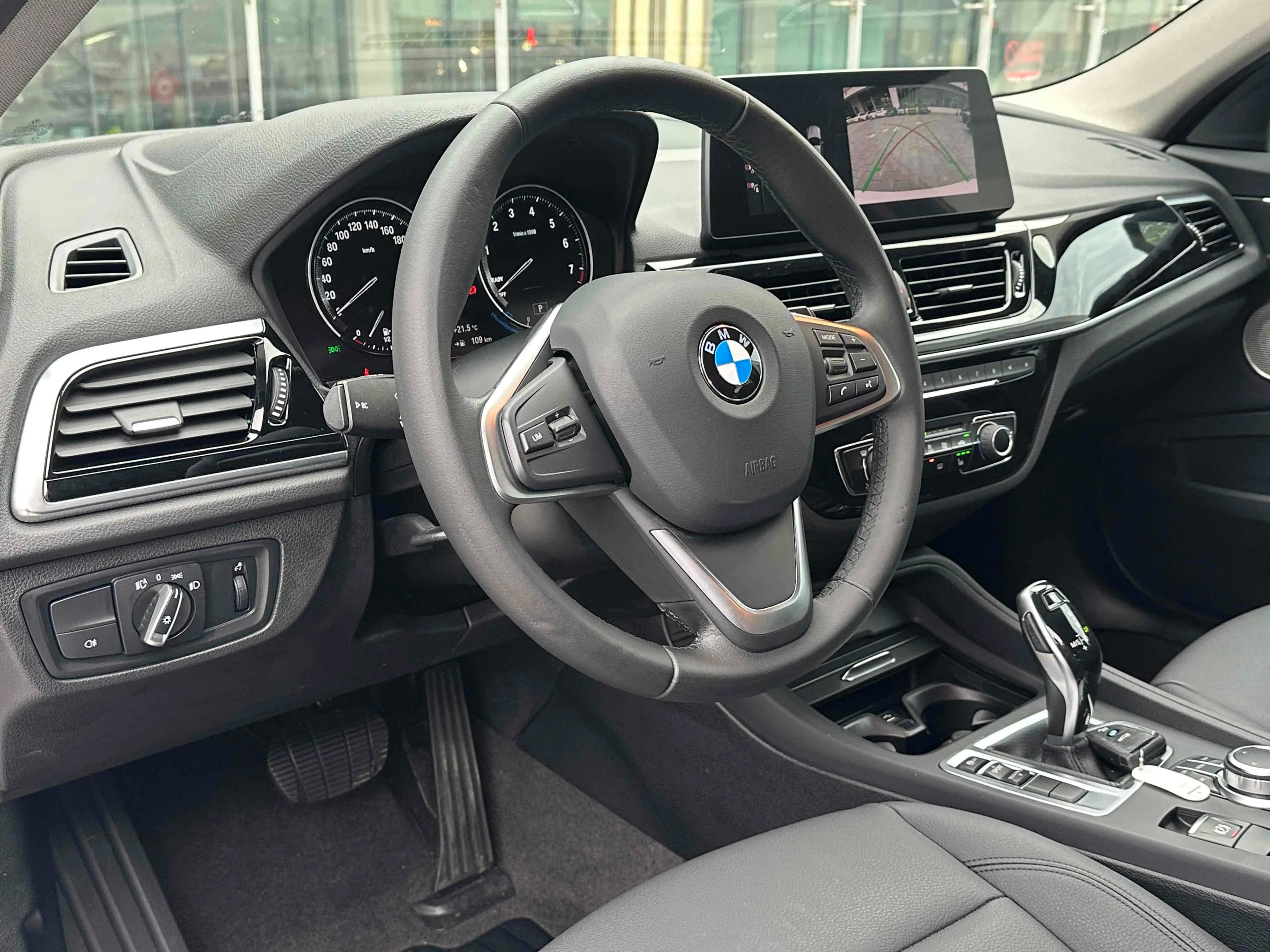 BMW 1 Series 2022 г. 26083 км. — фото 13