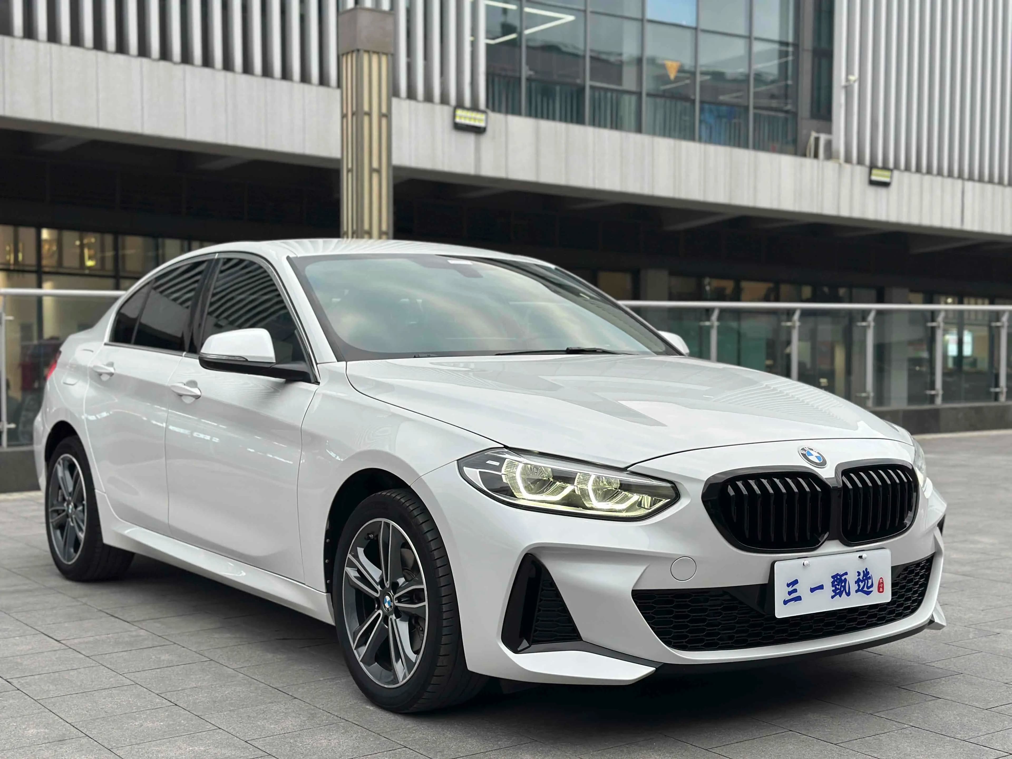 BMW 1 Series 2022 г. 26083 км. — фото 3