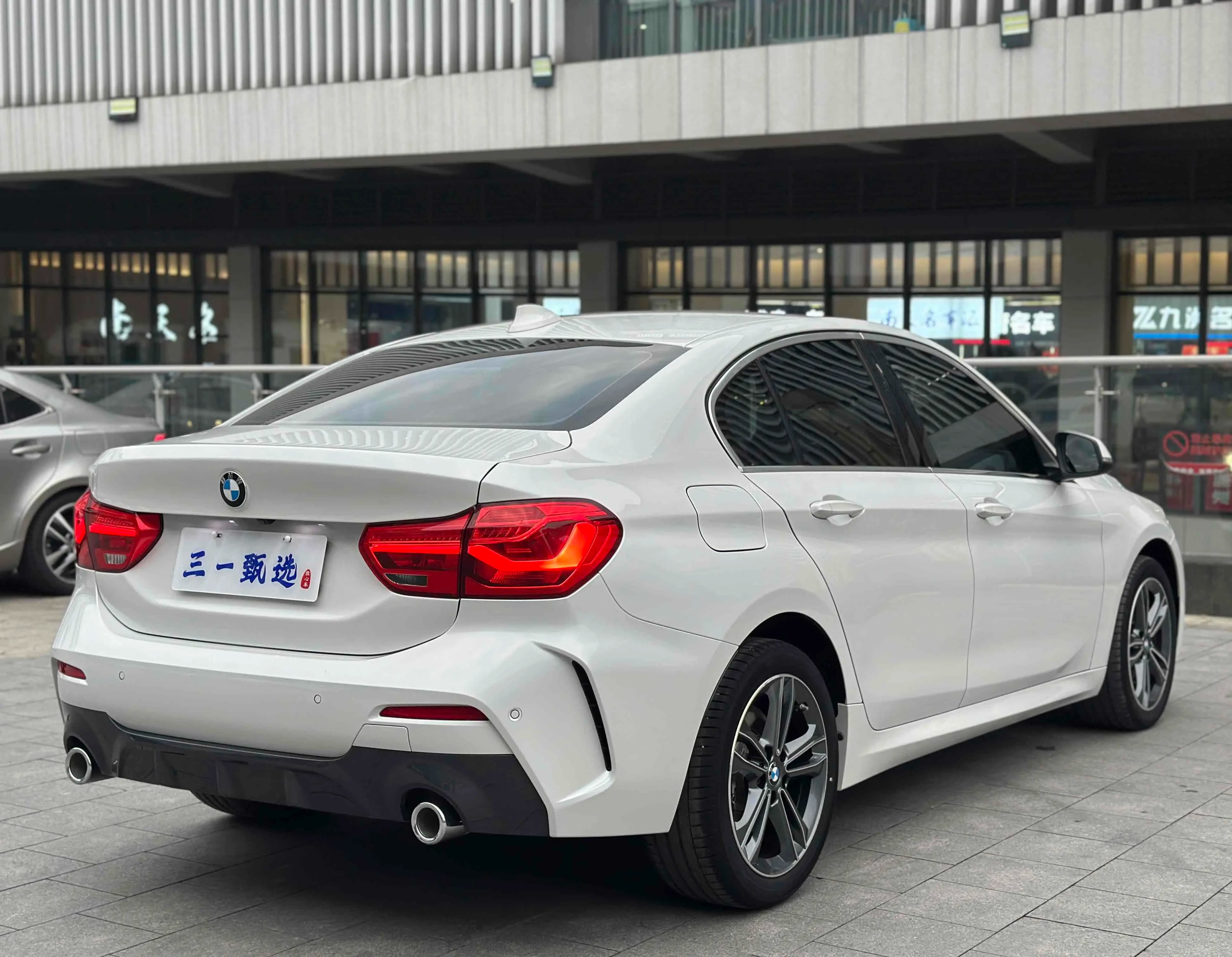BMW 1 Series 2022 г. 26083 км. — фото 6