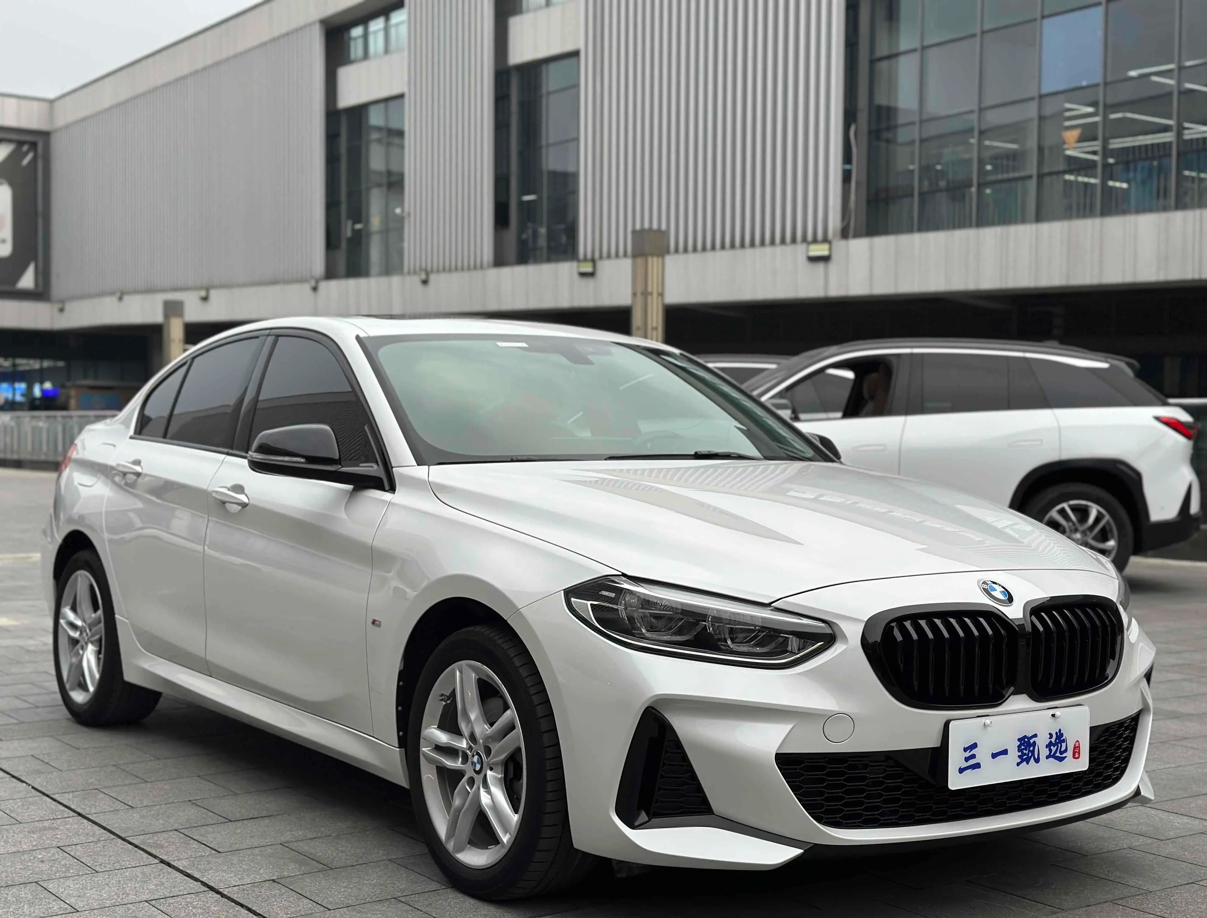 BMW 1 Series 2022 г. 34084 км. — фото 3