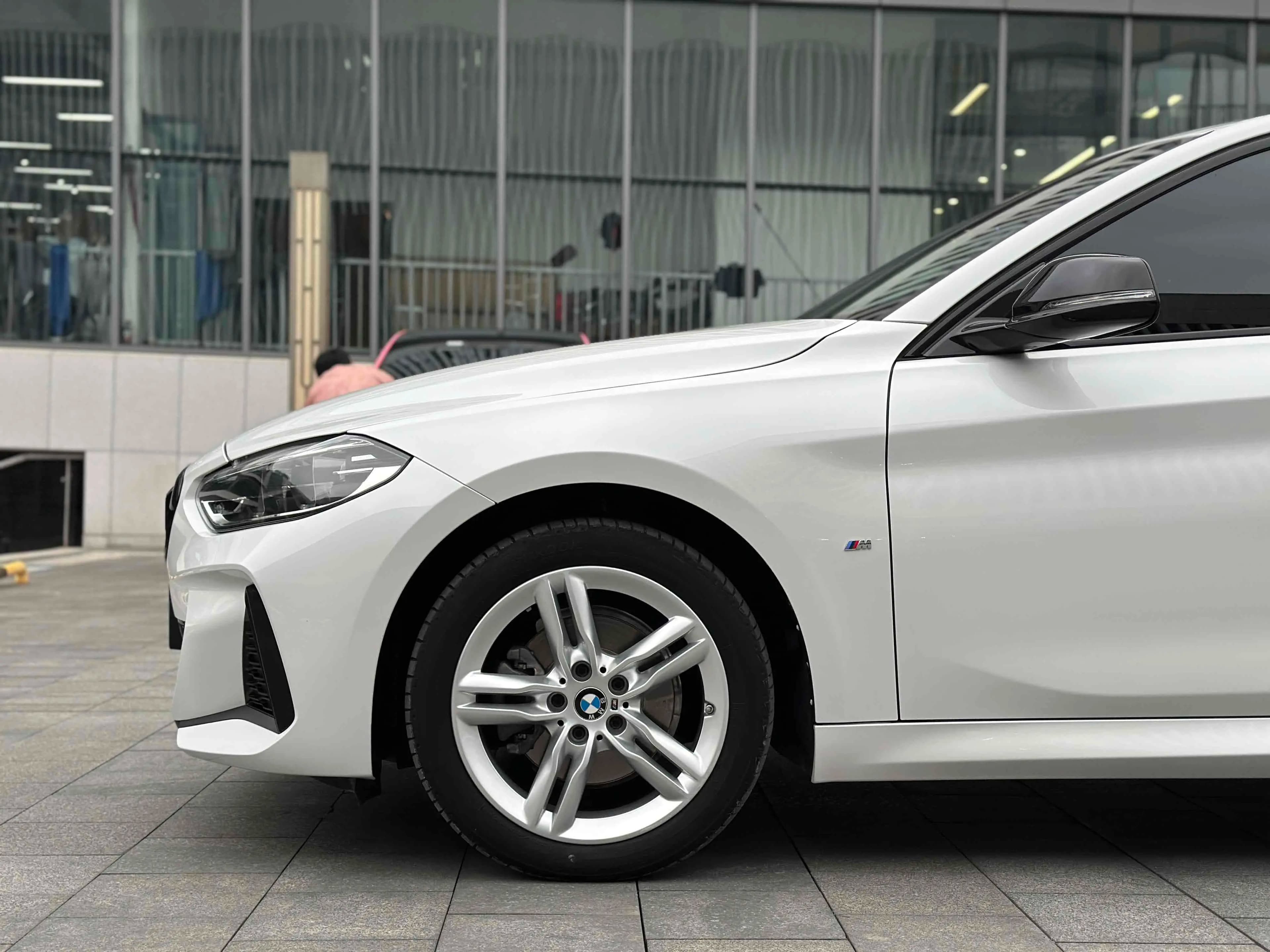 BMW 1 Series 2022 г. 34084 км. — фото 8
