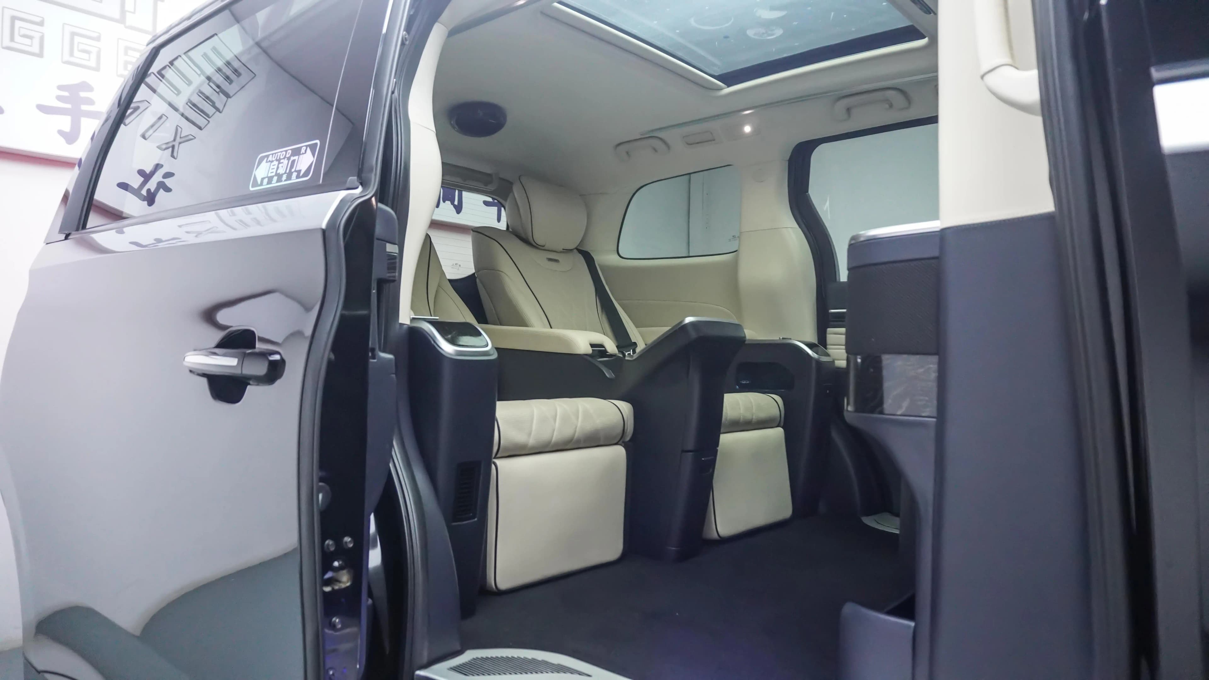 GAC Trumpchi M8 2023 г. 14002 км. — фото 11