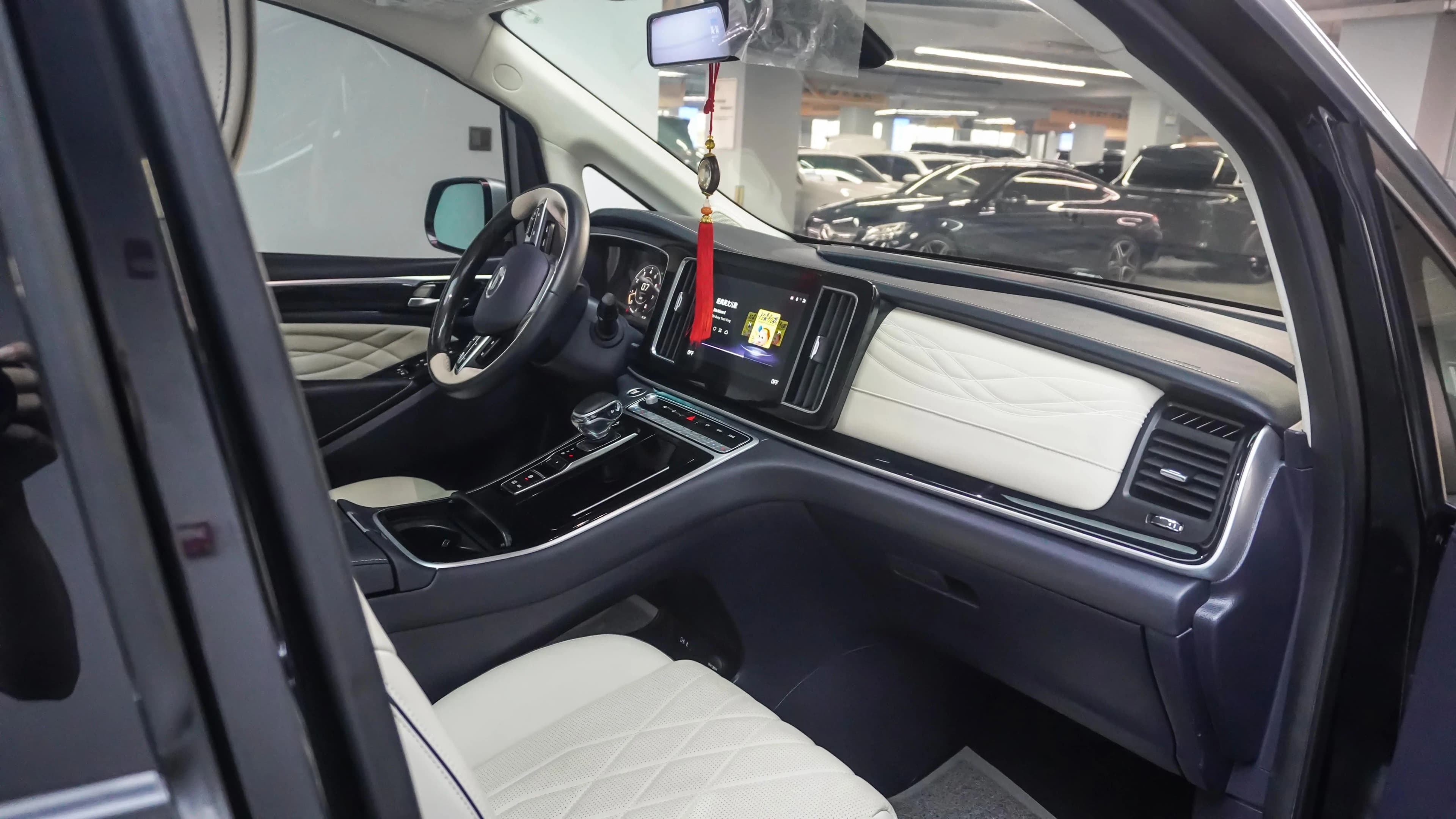 GAC Trumpchi M8 2023 г. 14002 км. — фото 13