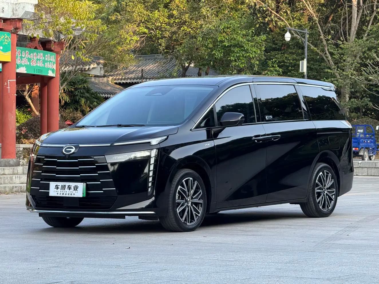 GAC Trumpchi E8 PHEV 2024 г. 19013 км.