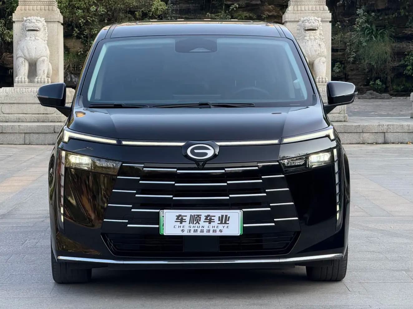 GAC Trumpchi E8 PHEV 2024 г. 19013 км. — фото 2