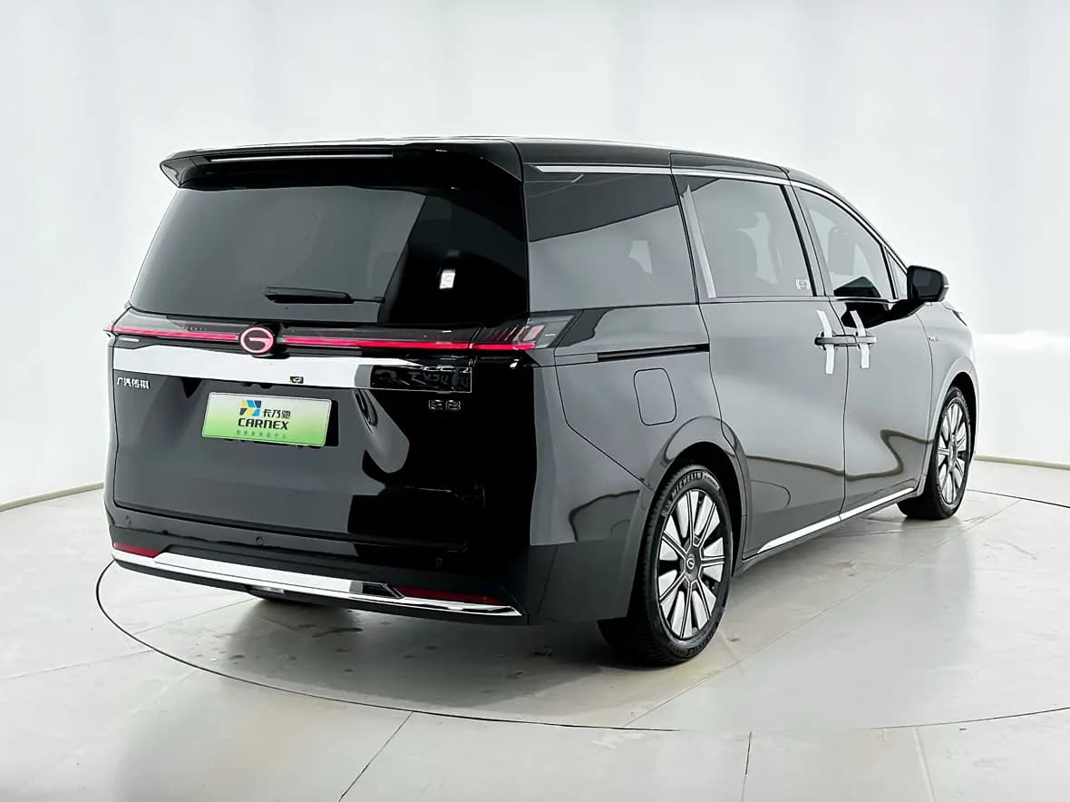 GAC Trumpchi E8 PHEV 2025 г. 13654 км. — фото 4