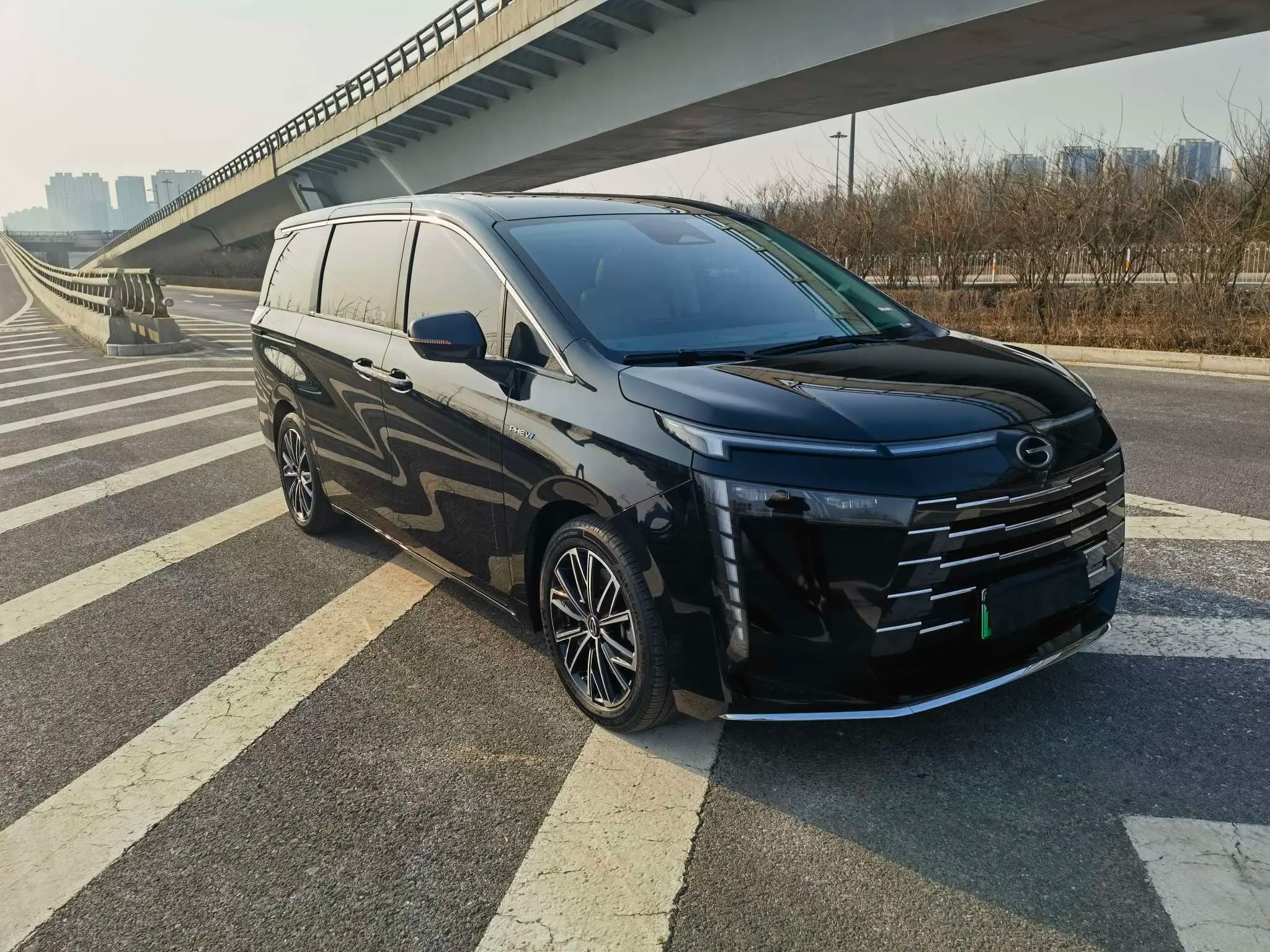 GAC Trumpchi E8 PHEV 2024 г. 53000 км. — фото 3
