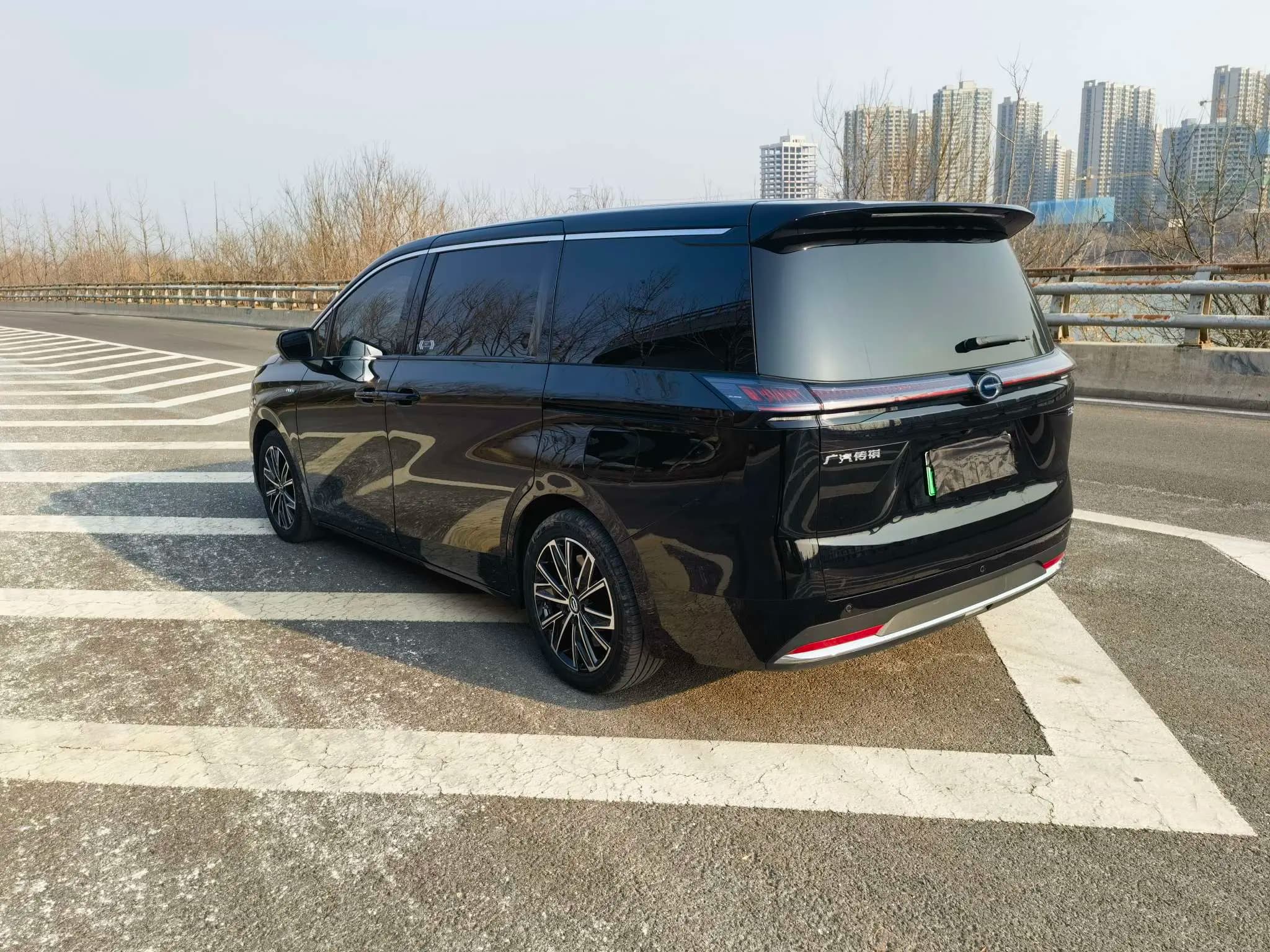 GAC Trumpchi E8 PHEV 2024 г. 53000 км. — фото 4
