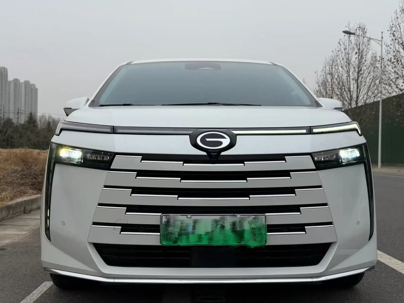 GAC Trumpchi E8 PHEV 2024 г. 20000 км. — фото 2