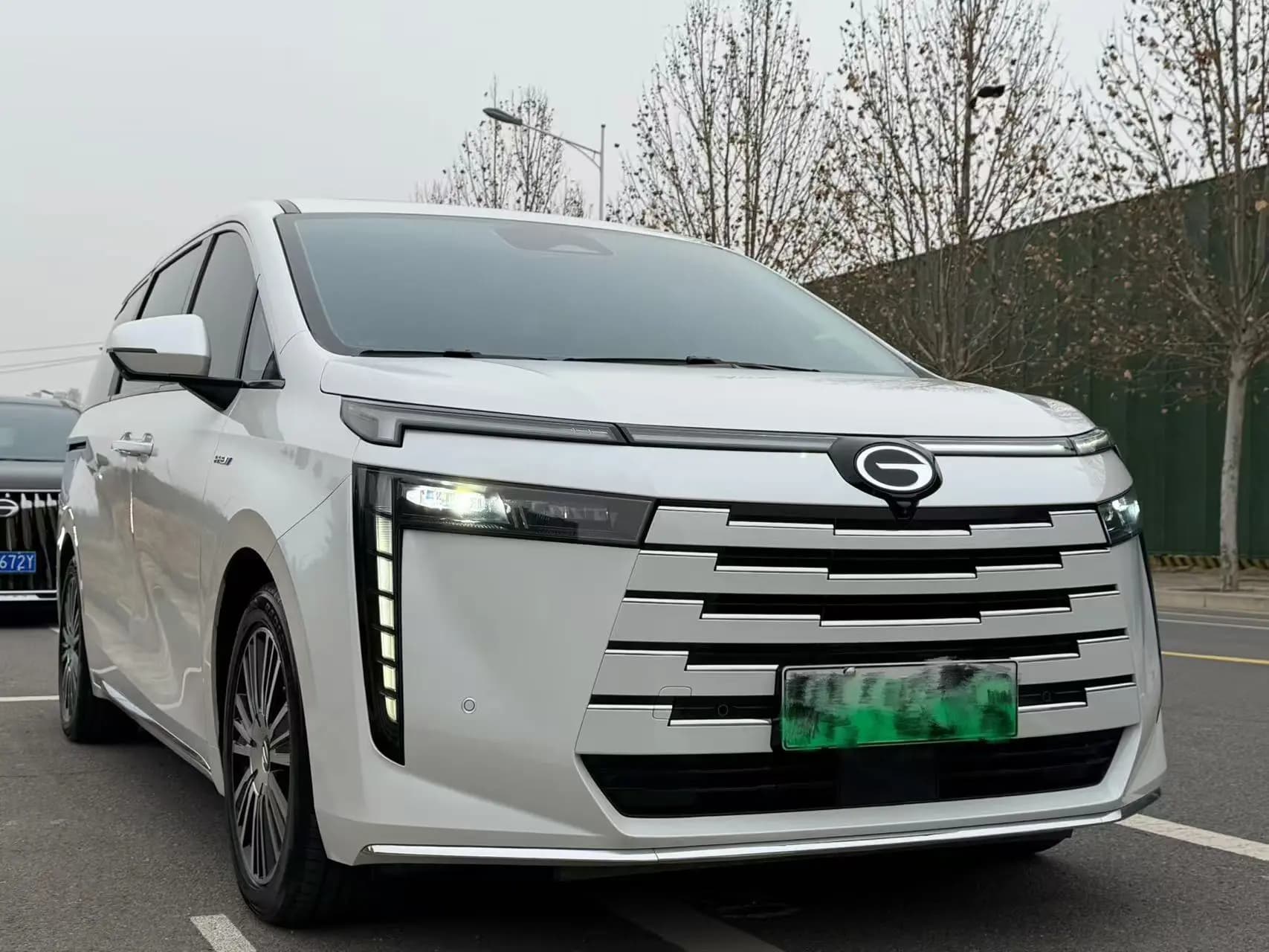 GAC Trumpchi E8 PHEV 2024 г. 20000 км. — фото 3