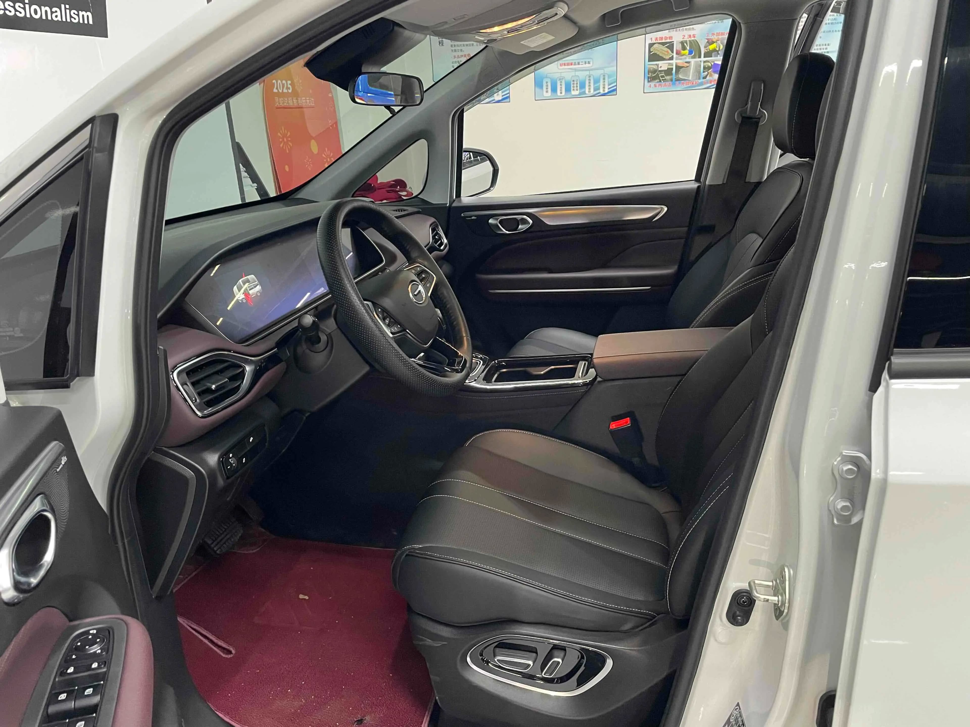 GAC Trumpchi M6 2023 г. 25000 км. — фото 11