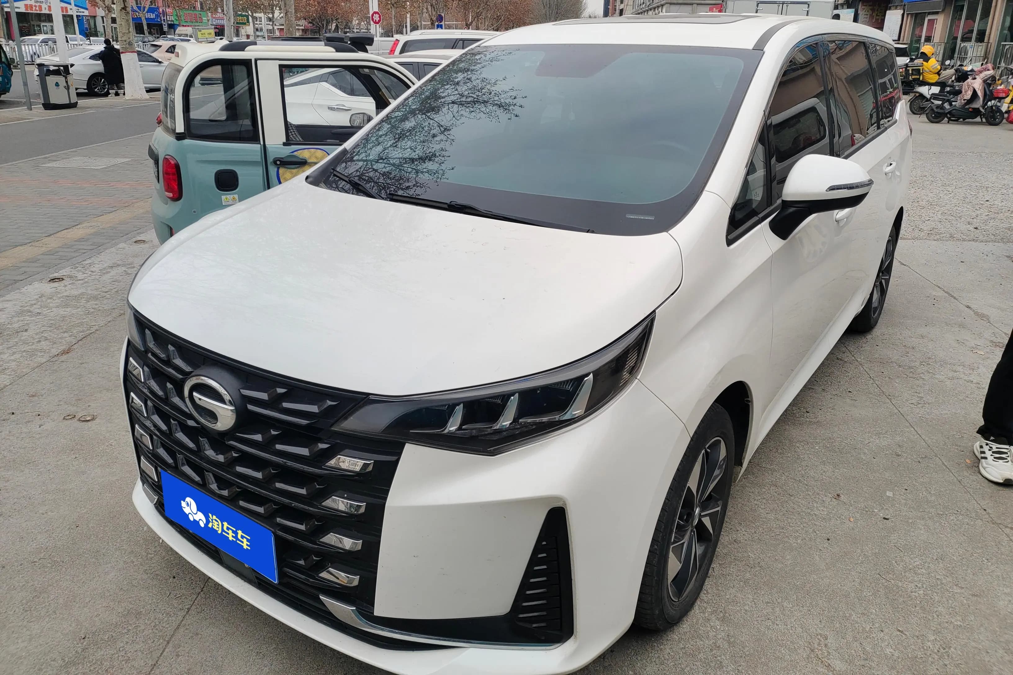 GAC Trumpchi M6 2021 г. 54155 км.