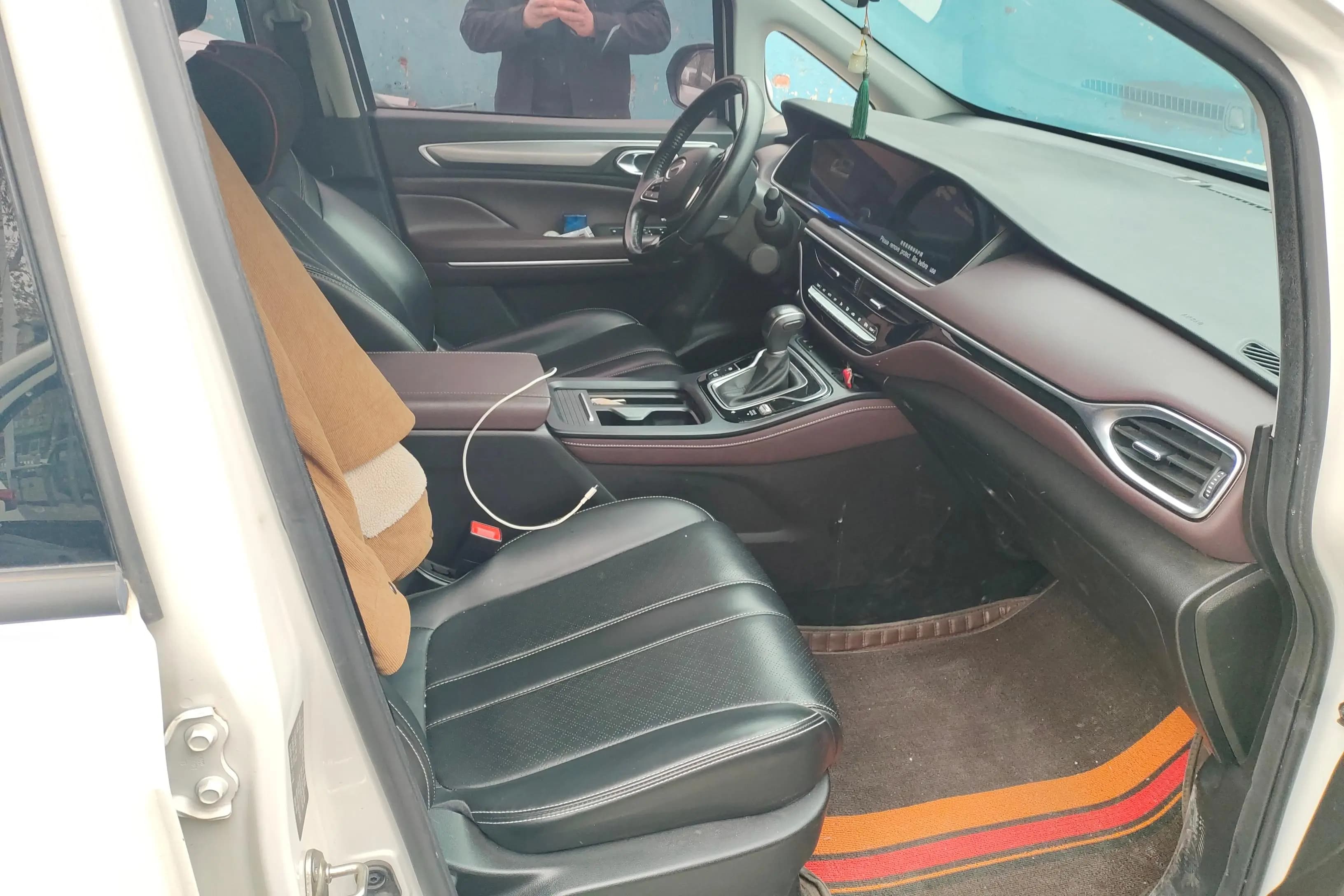 GAC Trumpchi M6 2021 г. 54155 км. — фото 11