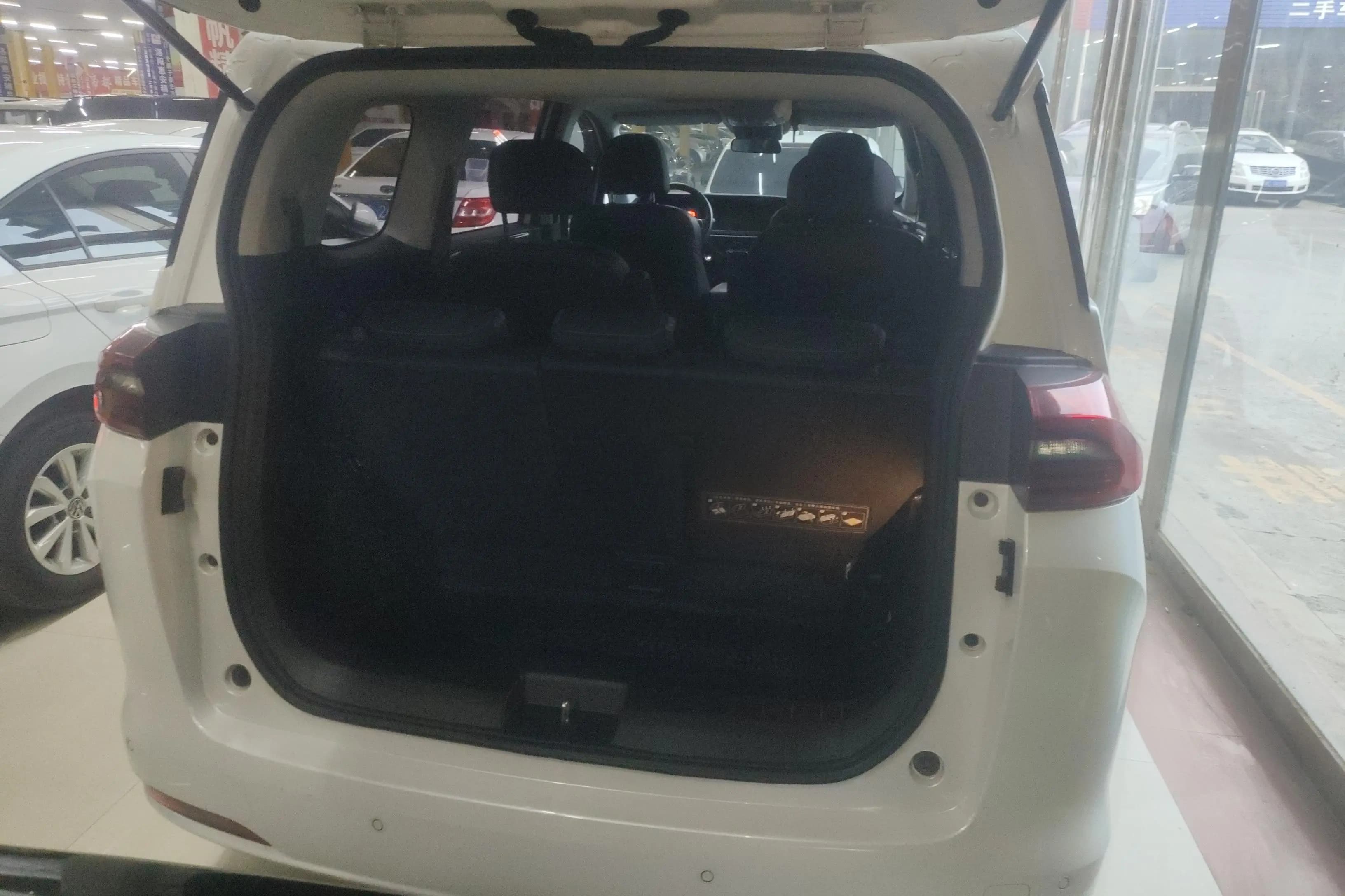 GAC Trumpchi M6 2023 г. 34200 км. — фото 15