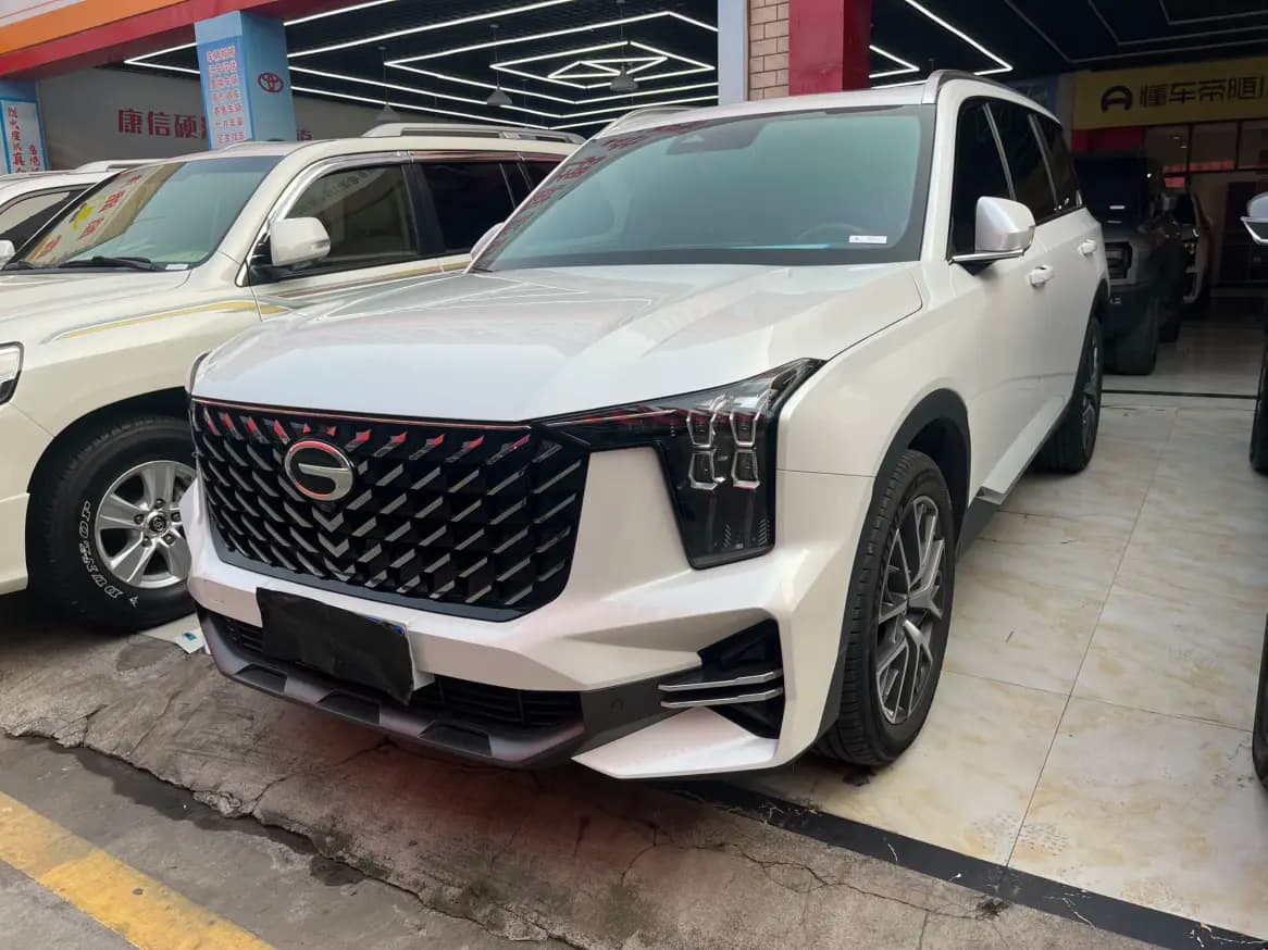 GAC Trumpchi GS8 2022 г. 28029 км.