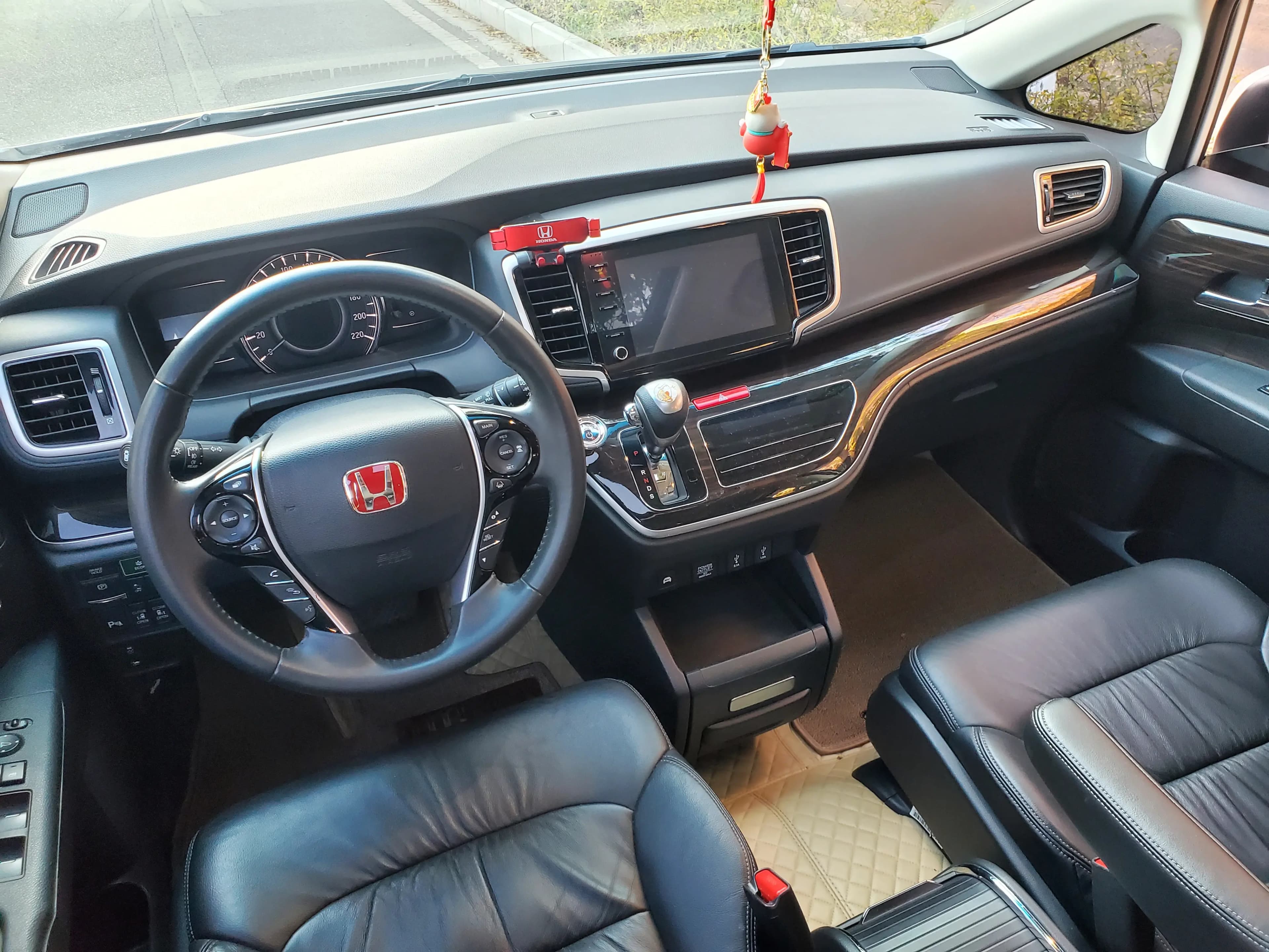 Honda Odyssey 2021 г. 115008 км. — фото 25