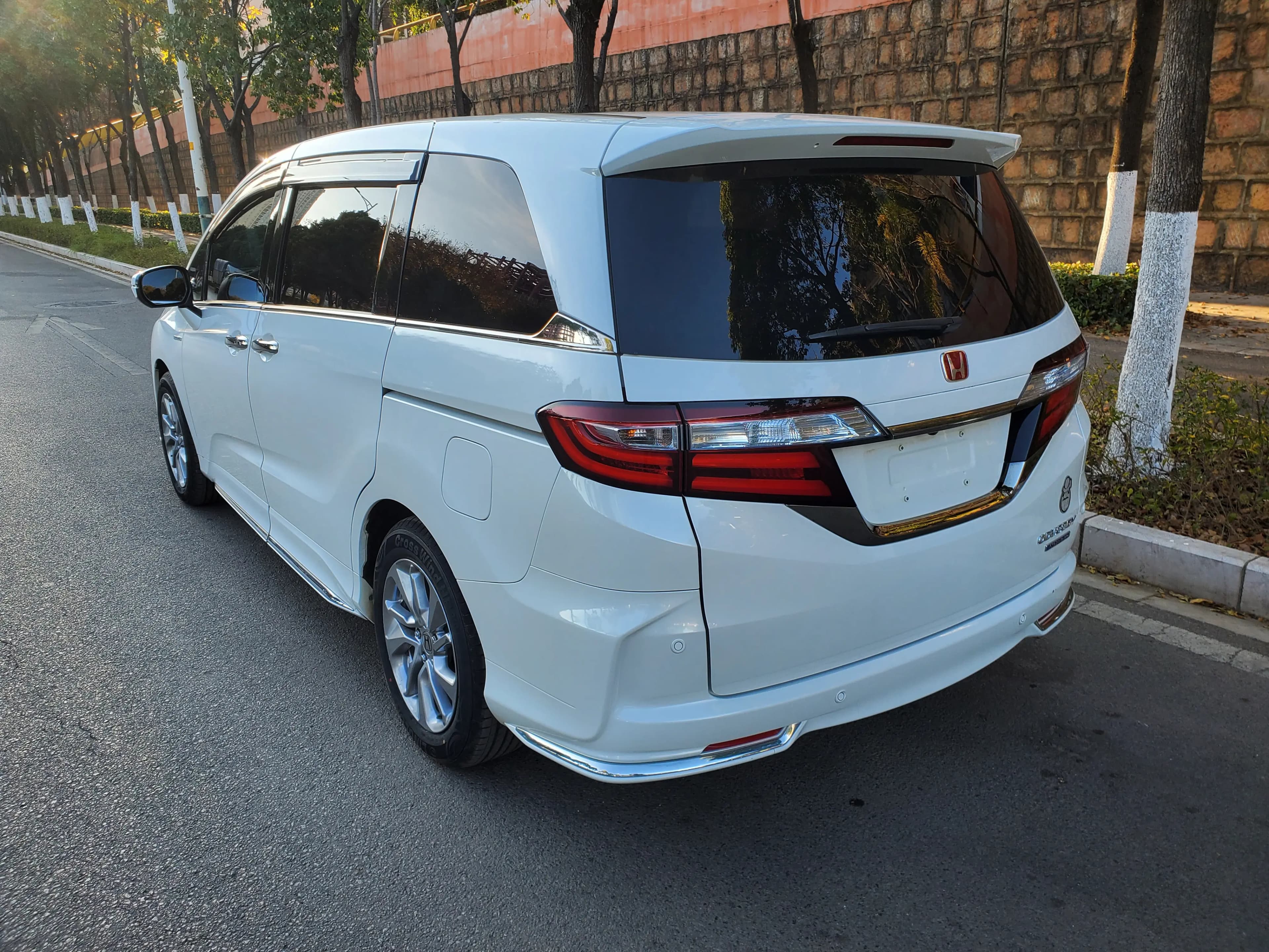 Honda Odyssey 2021 г. 115008 км. — фото 5