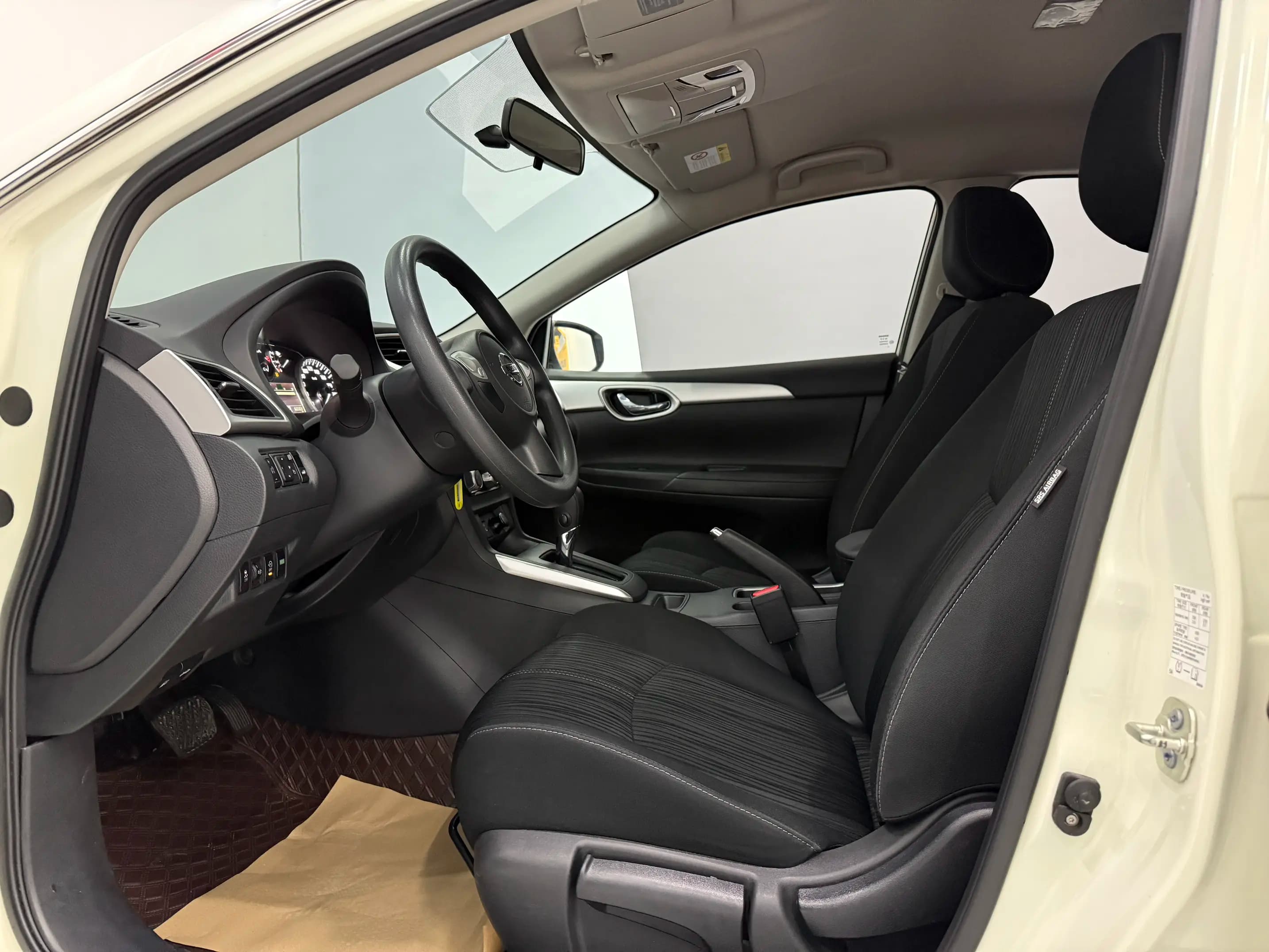 Nissan Sylphy 2022 г. 49332 км. — фото 15