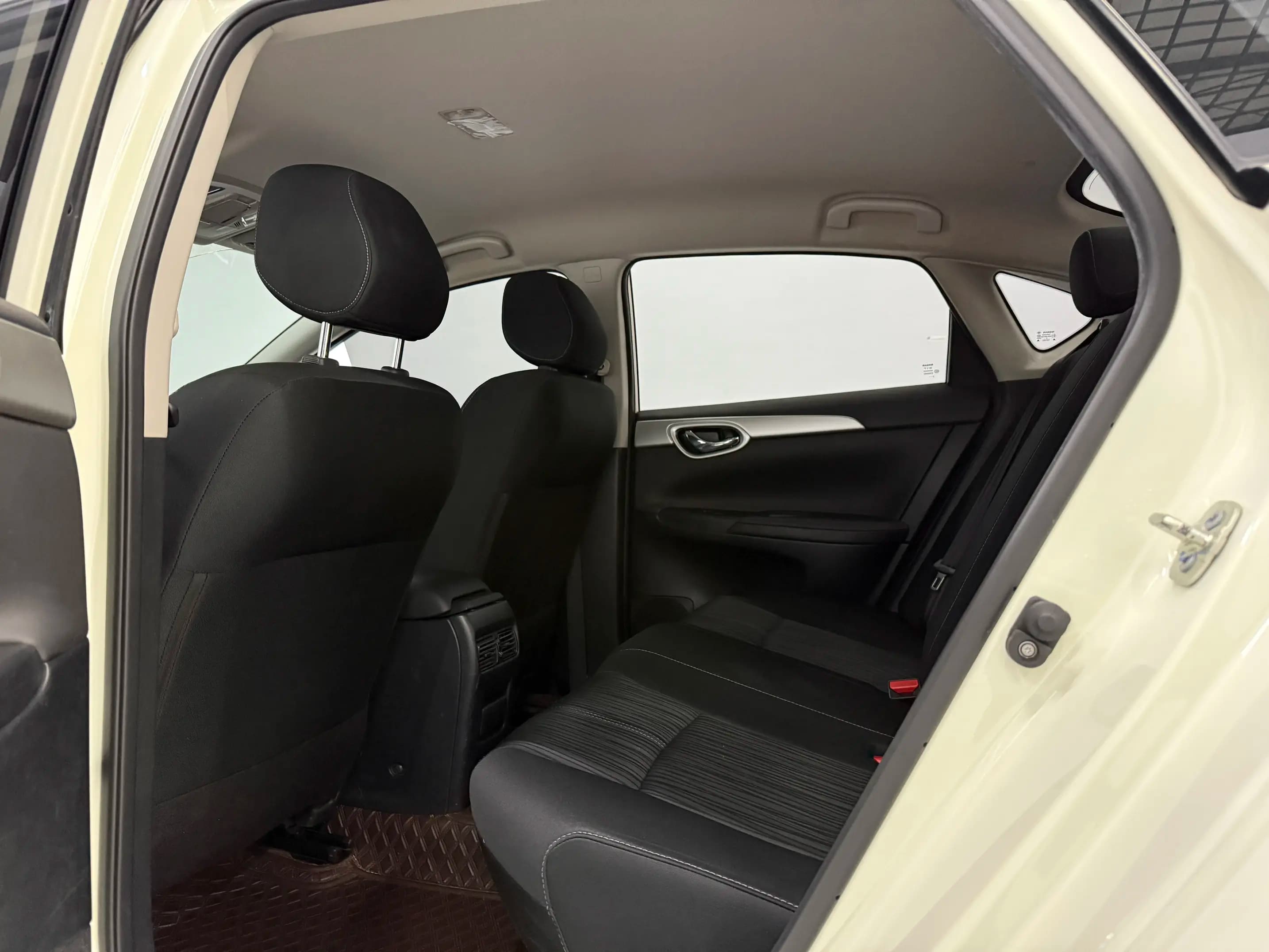 Nissan Sylphy 2022 г. 49332 км. — фото 16