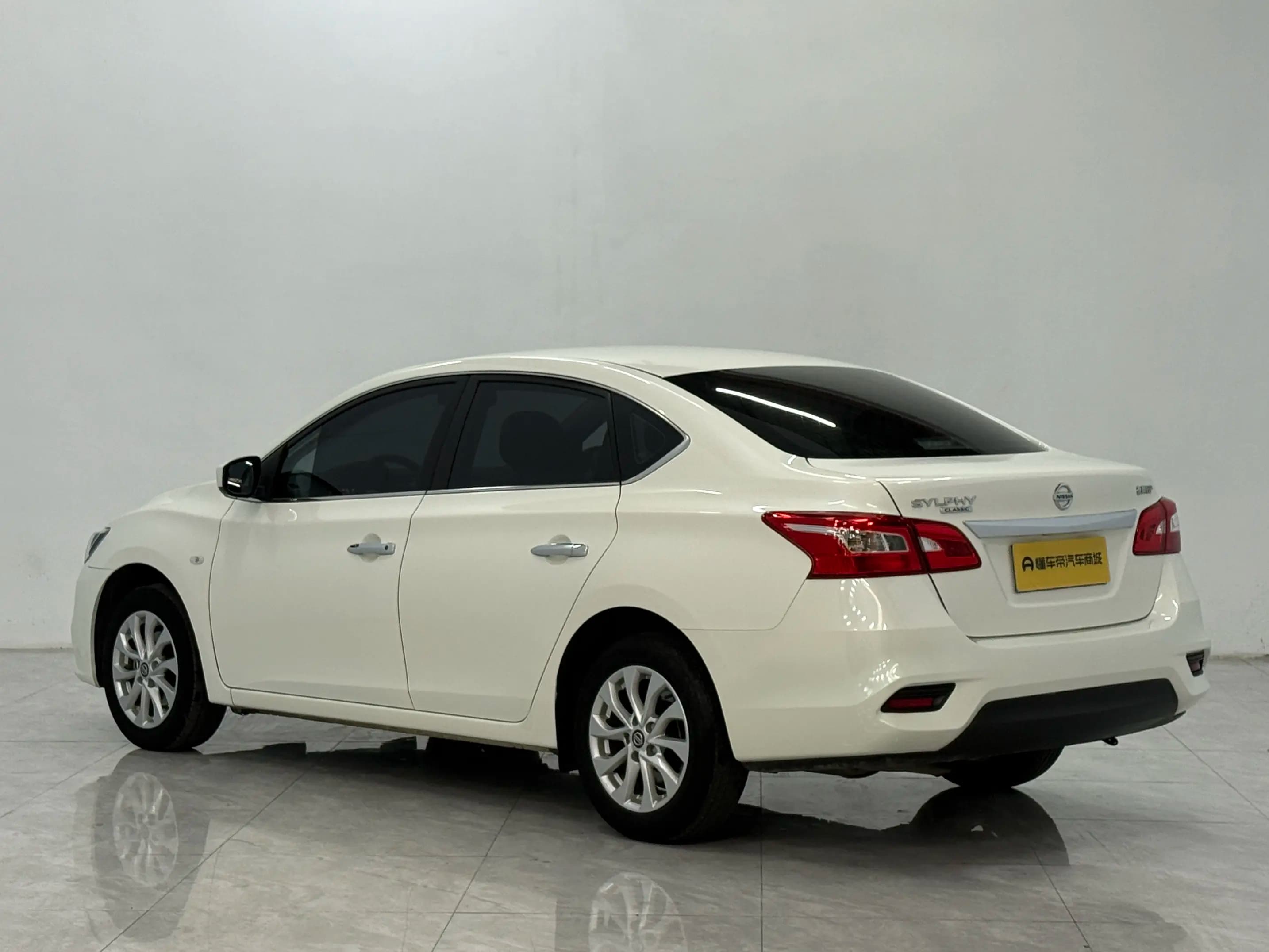 Nissan Sylphy 2022 г. 49332 км. — фото 4