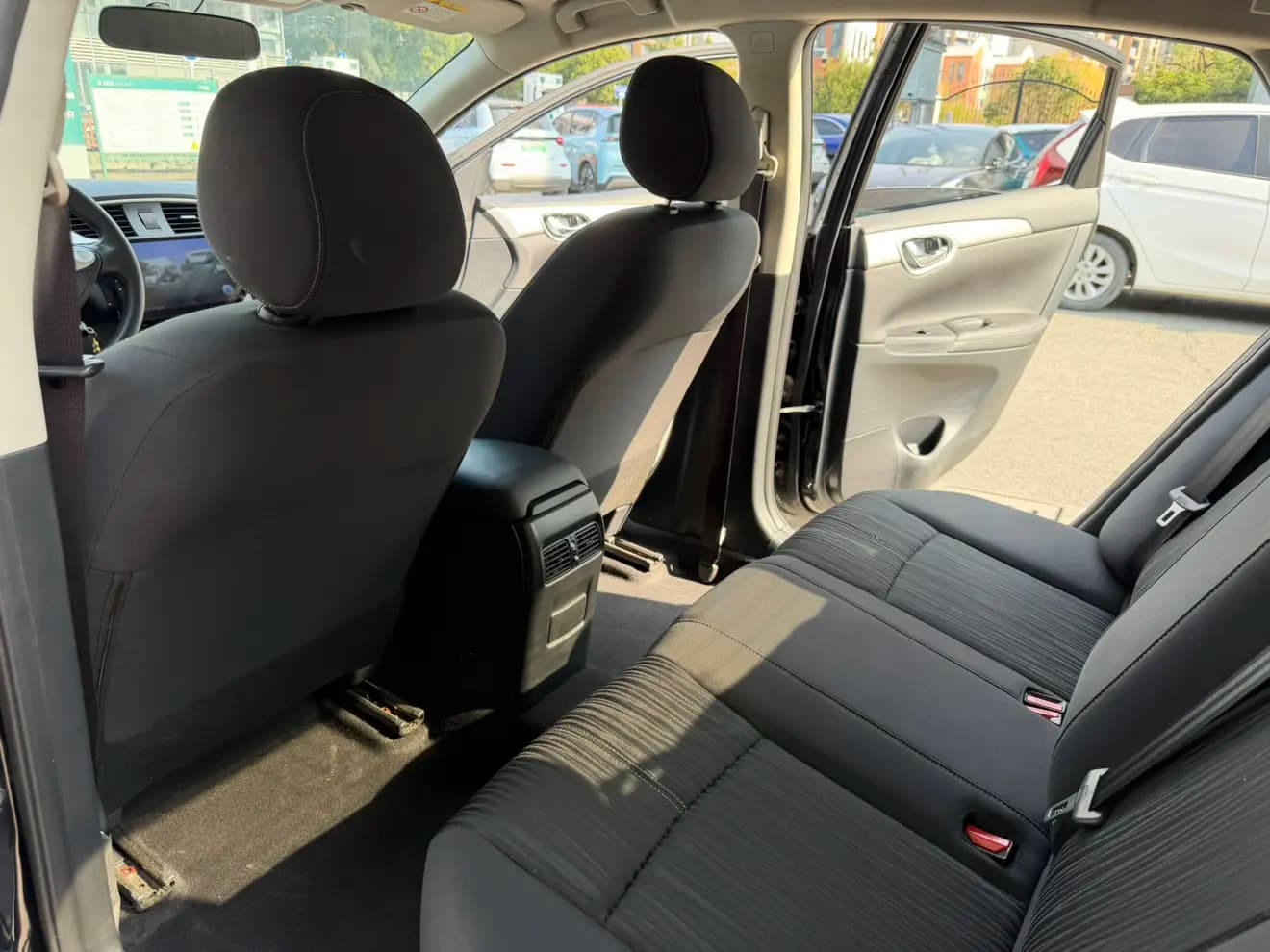 Nissan Sylphy 2024 г. 20039 км. — фото 6