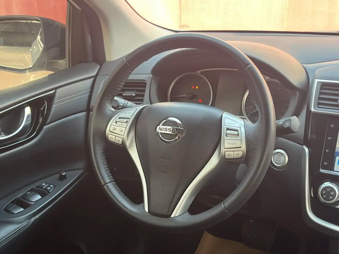 Nissan Tiida 2022 г. 54034 км. — фото 8