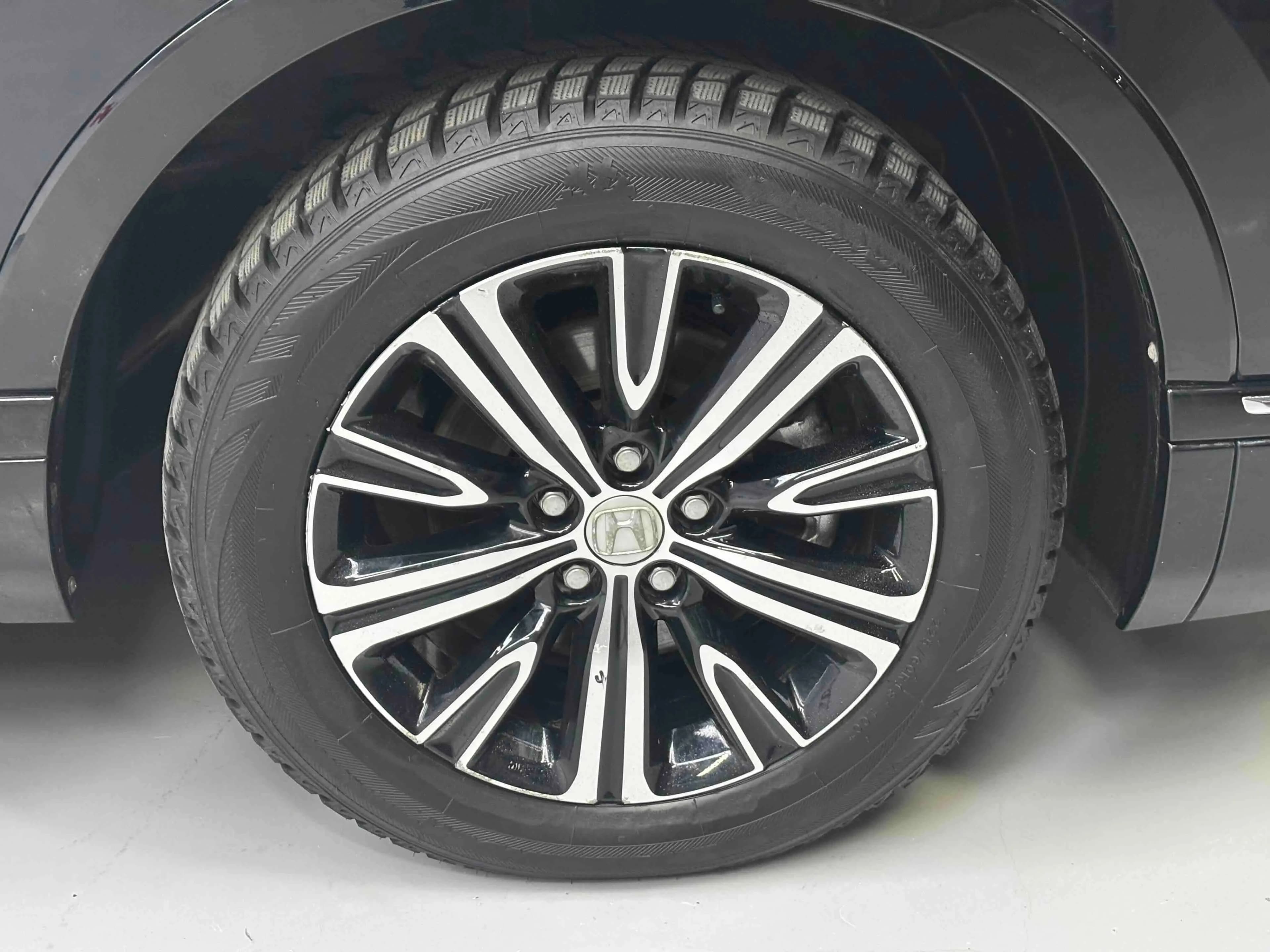 Honda Haoying PHEV 2023 г. 65159 км. — фото 20