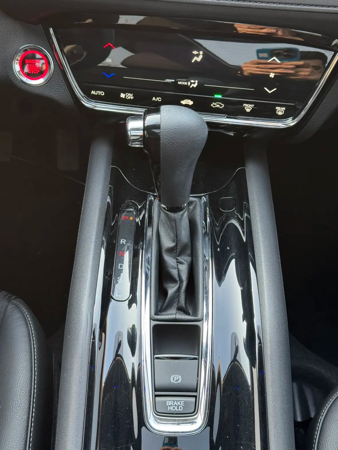 Honda Vezel 2022 г. 15290 км. — фото 17