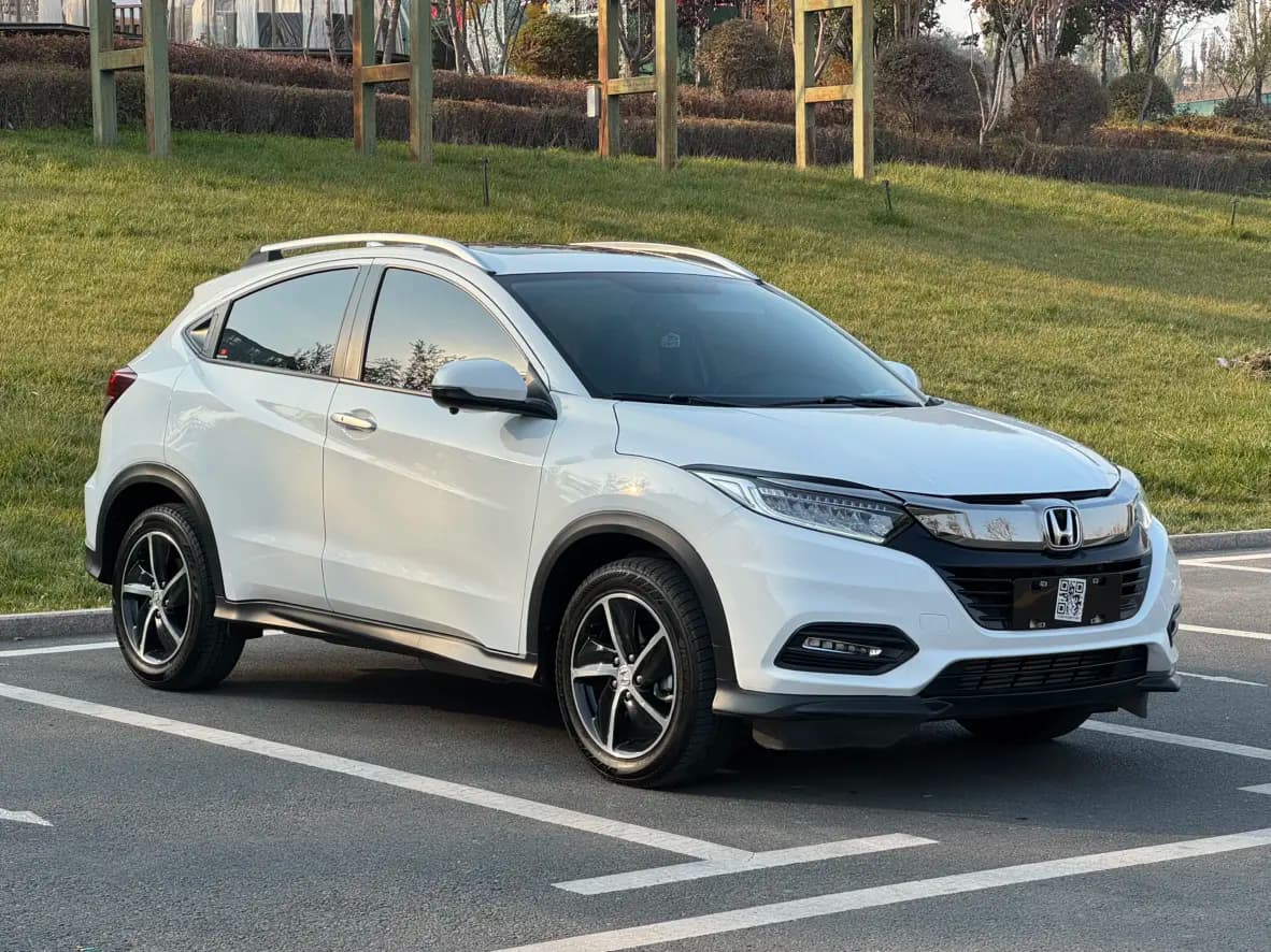 Honda Vezel 2022 г. 15290 км. — фото 3