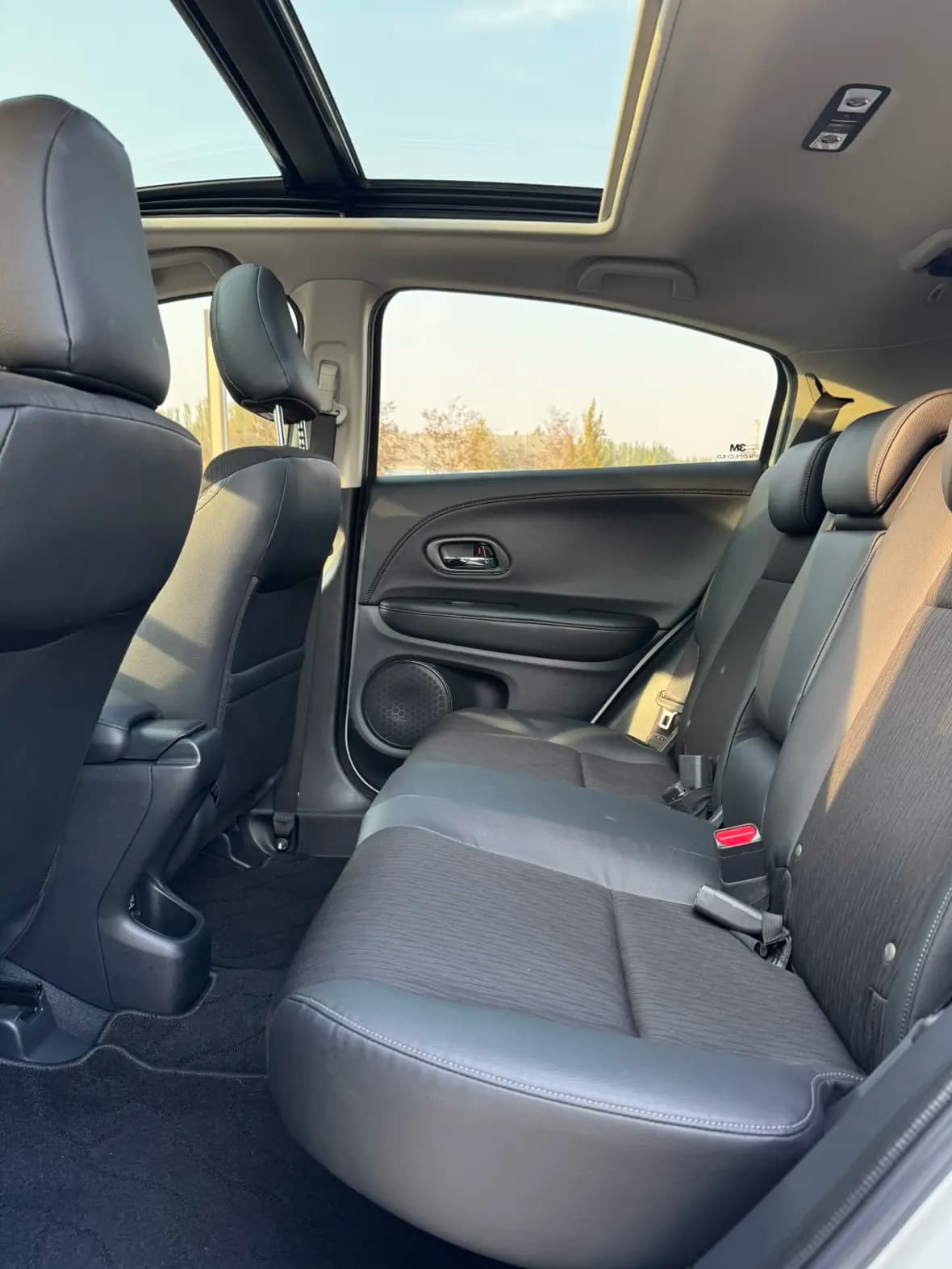 Honda Vezel 2022 г. 15290 км. — фото 21