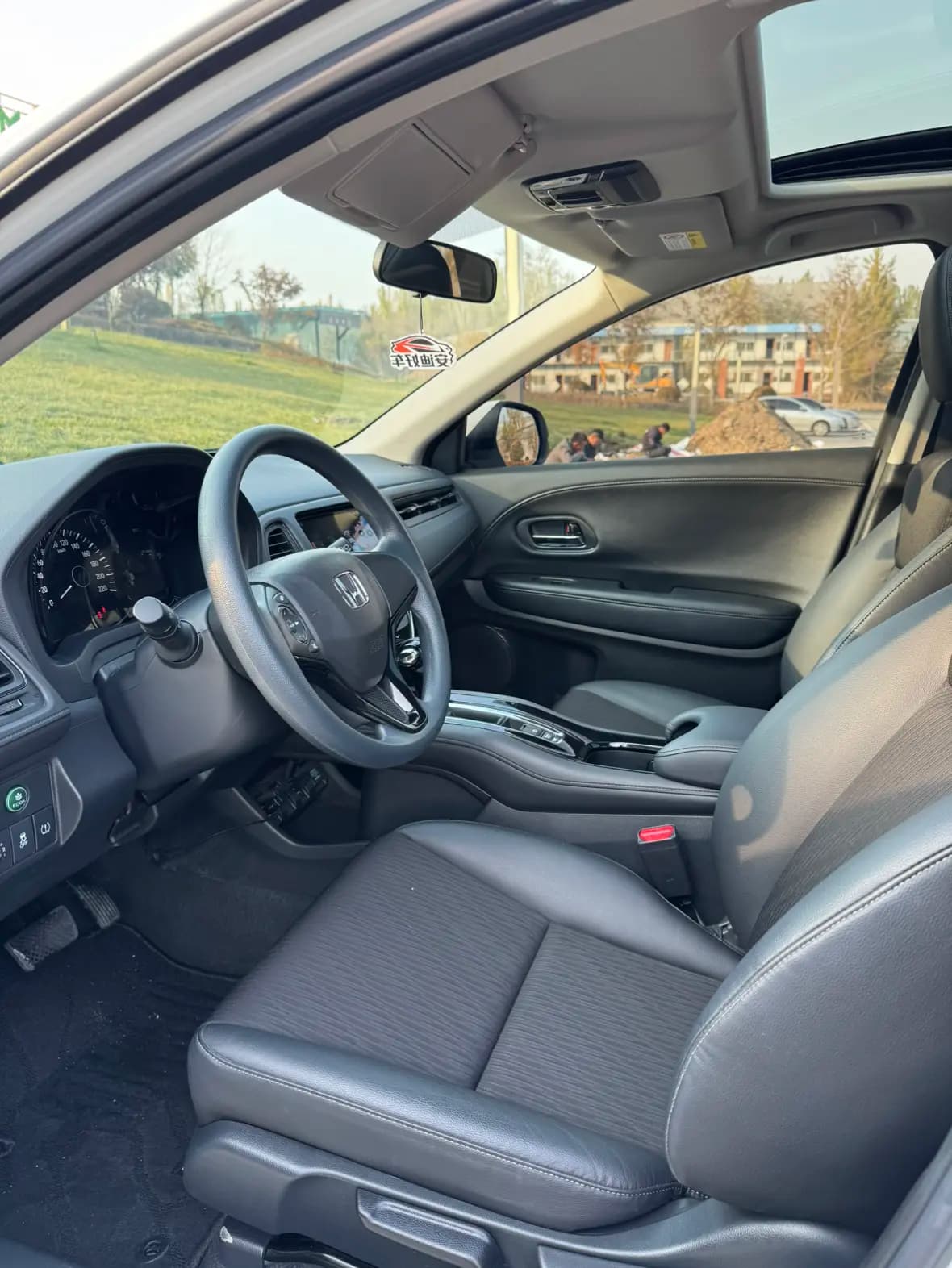 Honda Vezel 2022 г. 15290 км. — фото 7
