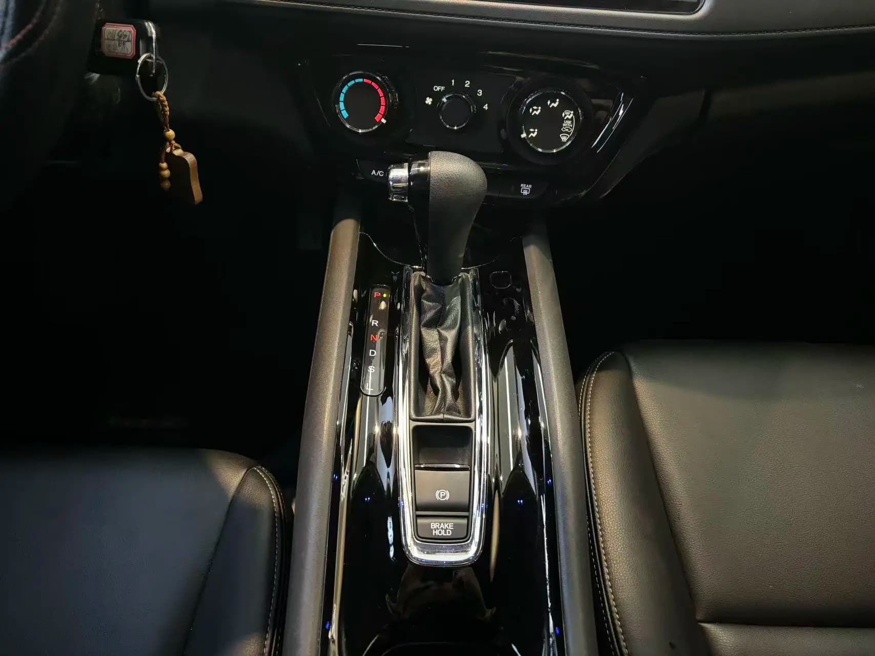 Honda Vezel 2022 г. 21092 км. — фото 11