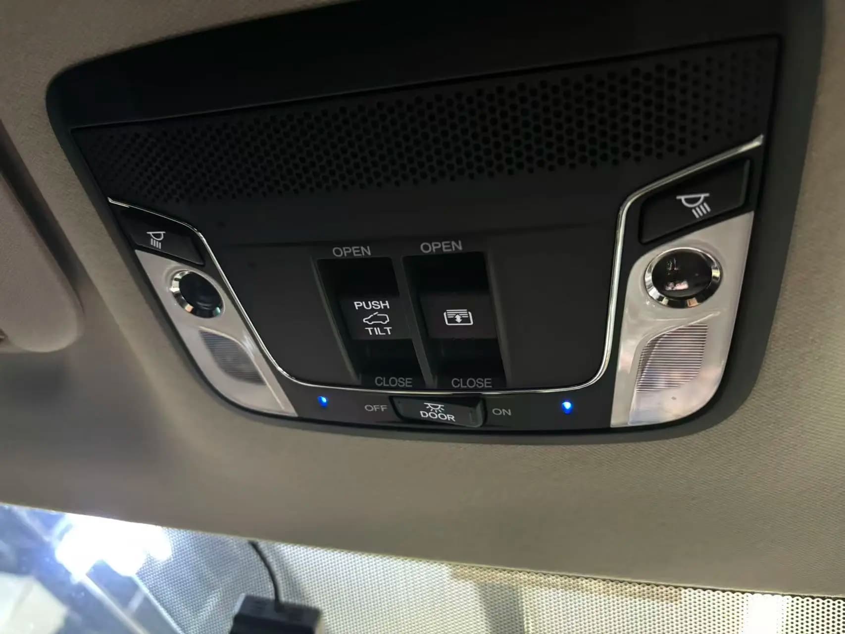 Honda Vezel 2022 г. 21092 км. — фото 13