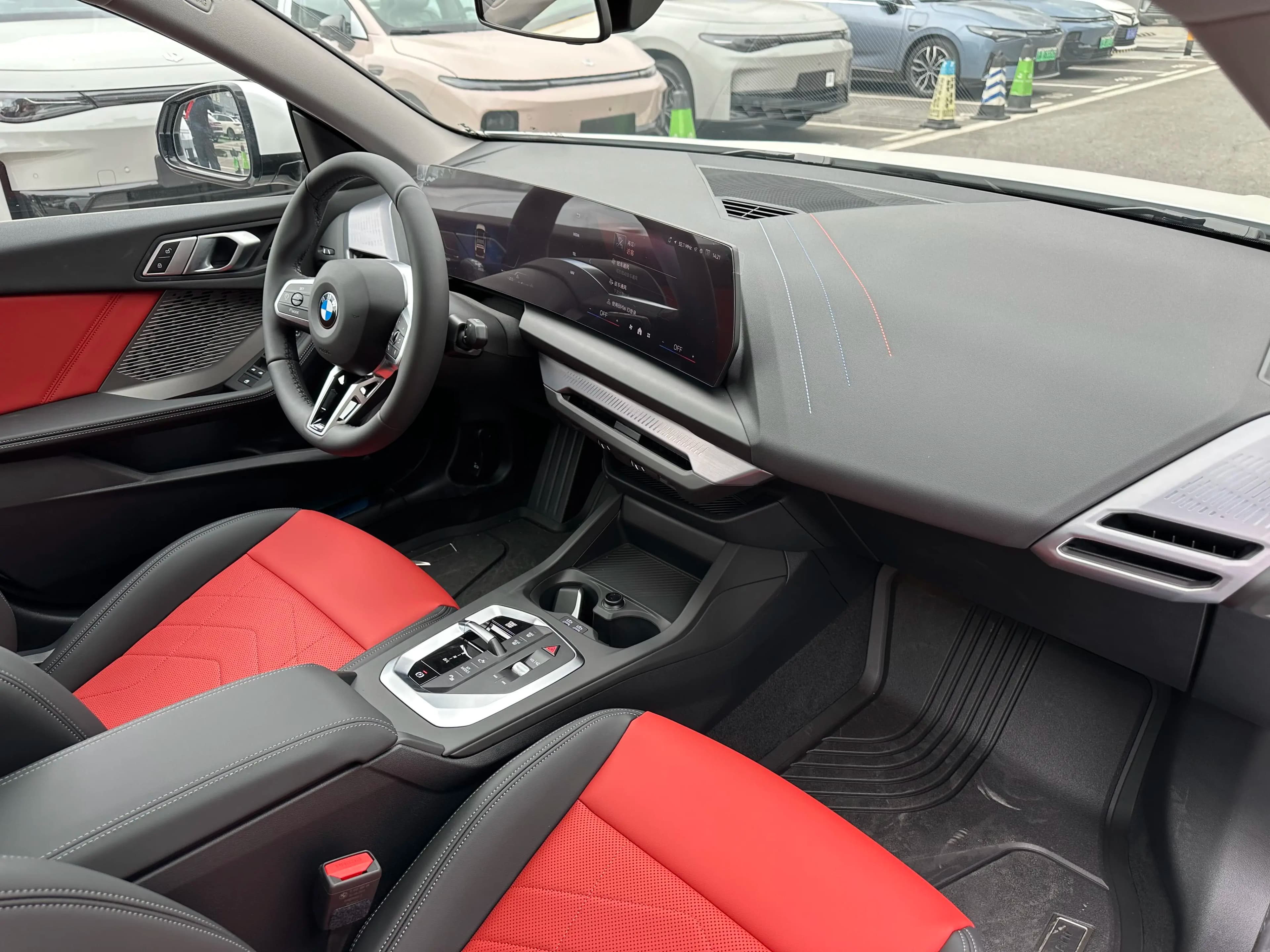 BMW 2 Series 2025 г. 1125 км. — фото 18