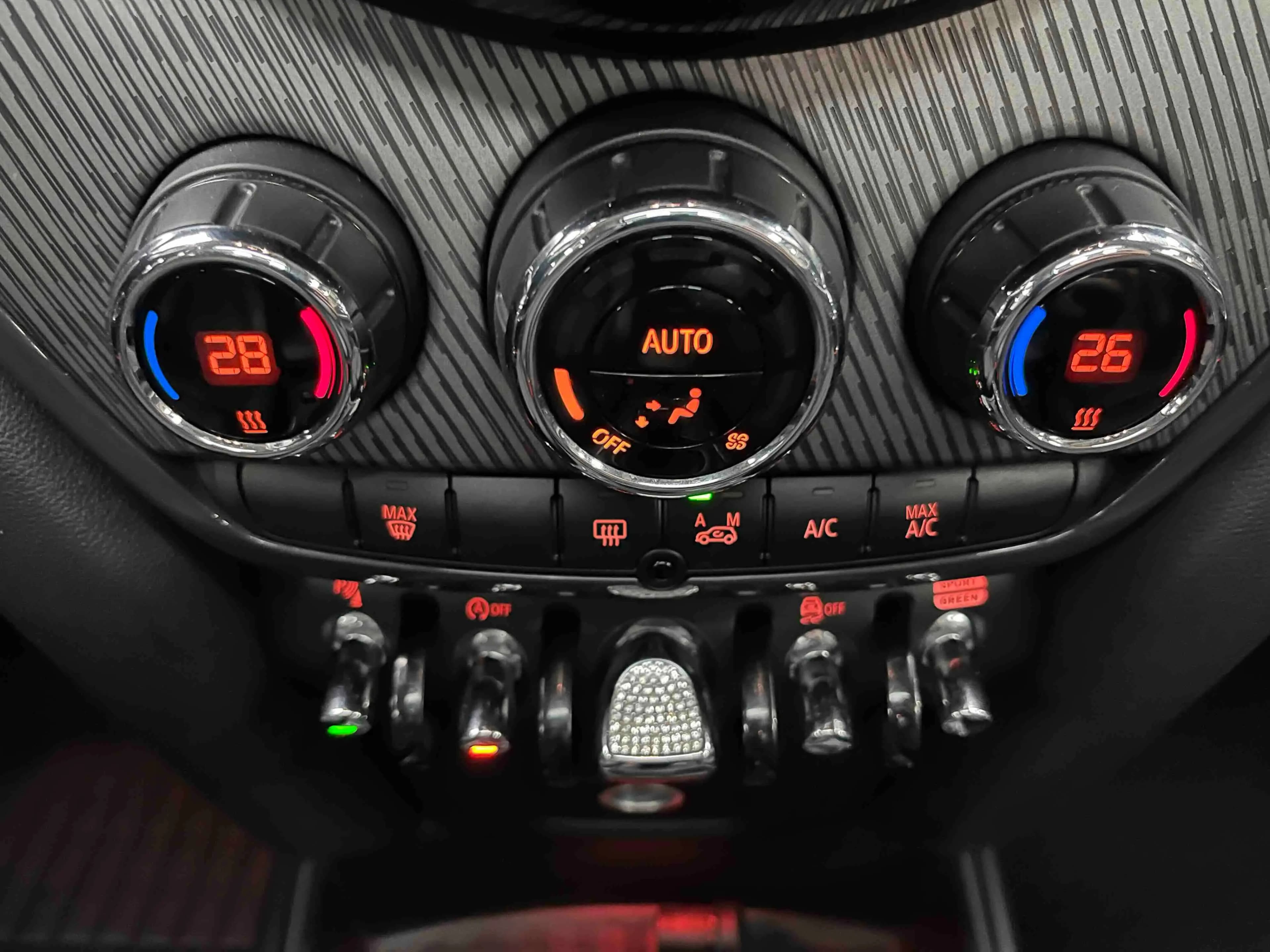 MINI COUNTRYMAN 2022 г. 44276 км. — фото 19