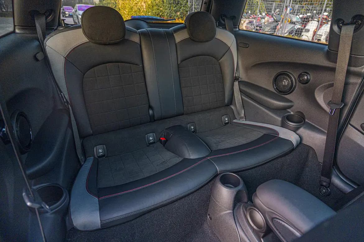 MINI JCW 2022 г. 15000 км. — фото 14